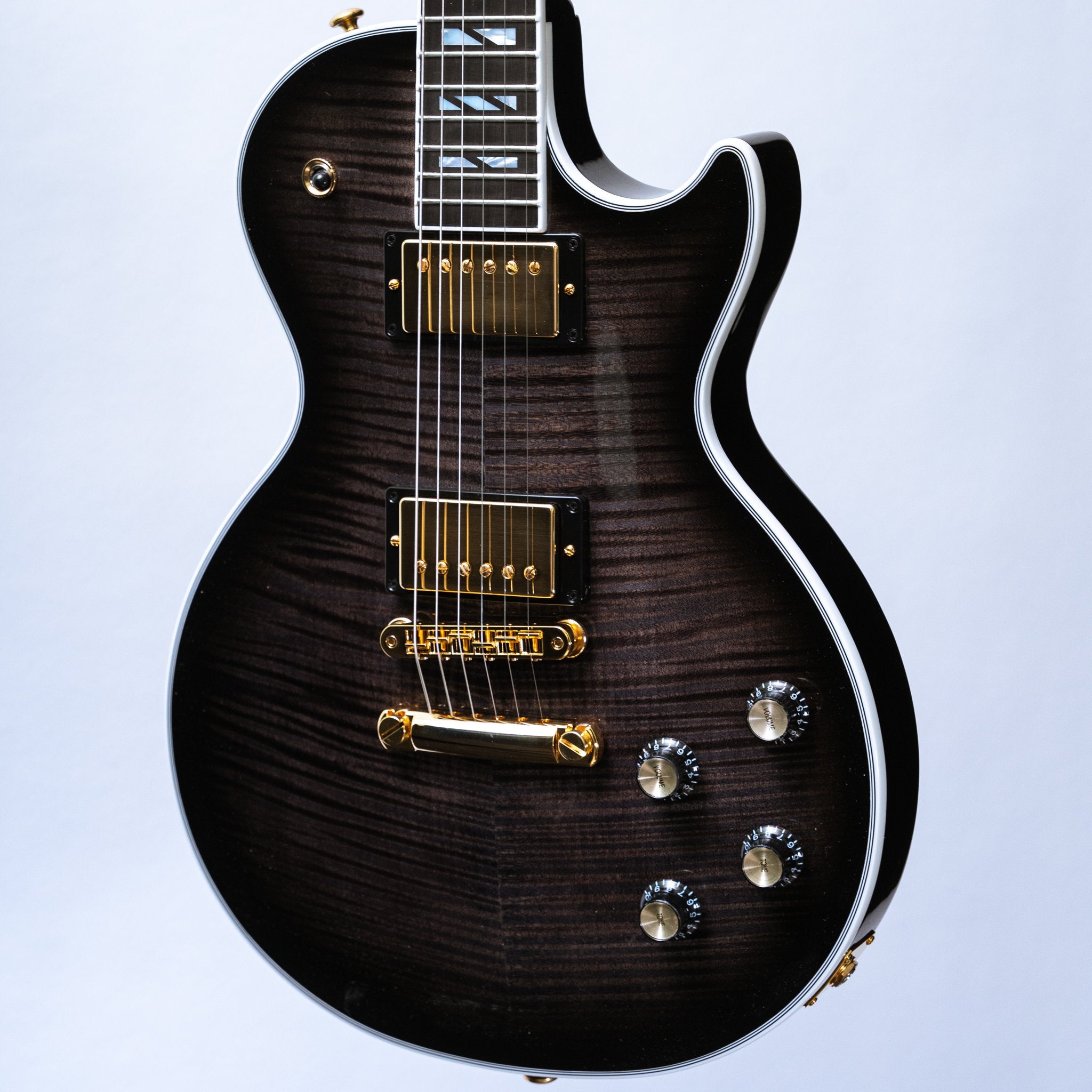 Gibson Les Paul Supreme in Translucent Ebony Burst