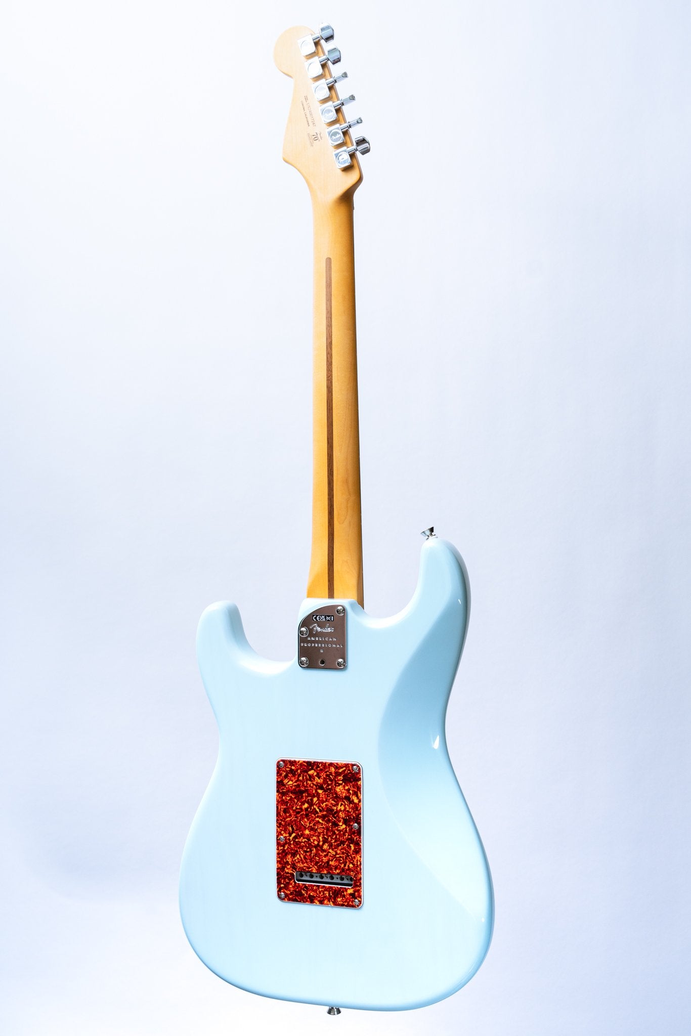 Fender LTD American Professional II Stratocaster Thinline in Transparent Daphne Blue