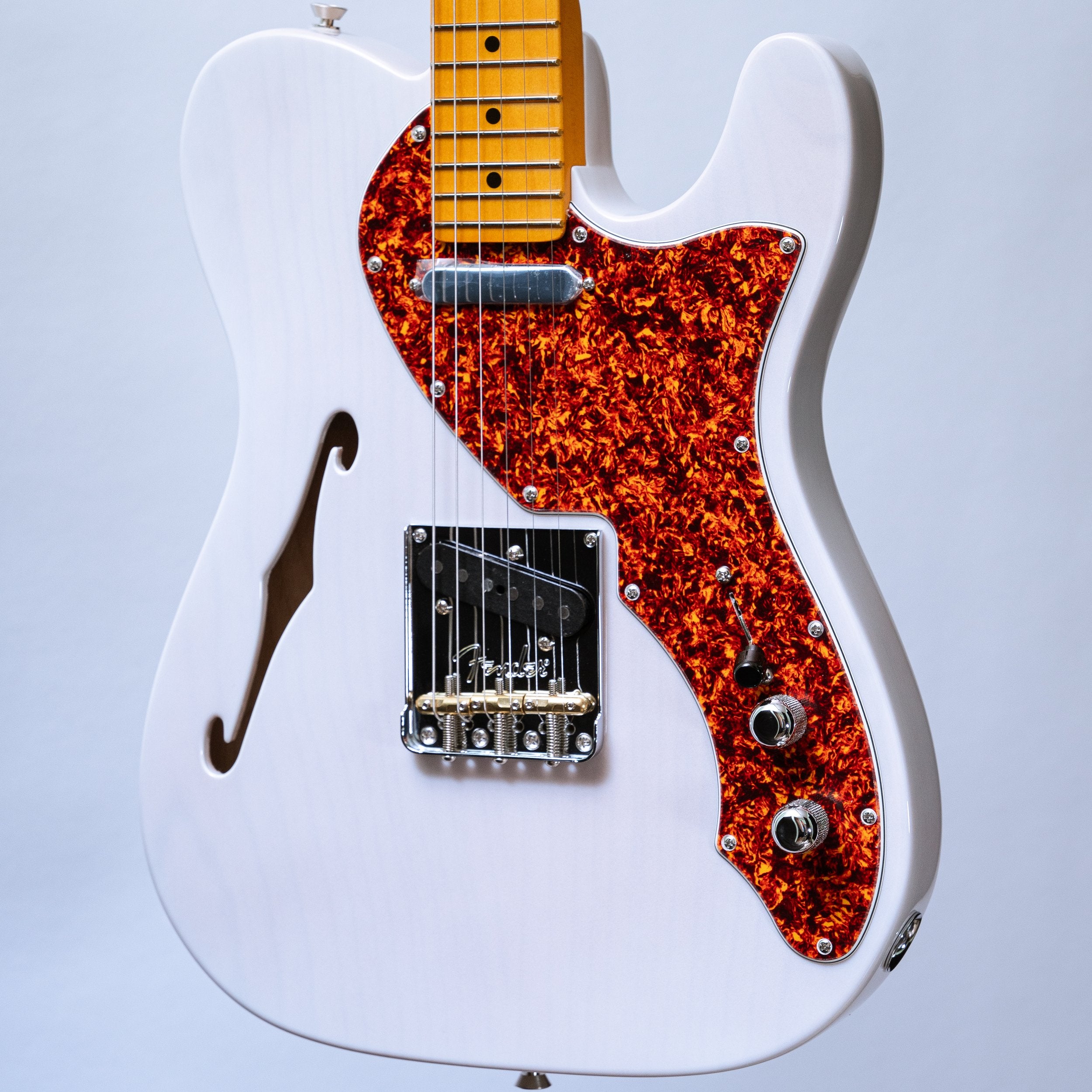 Fender LTD American Professional II Telecaster Thinline in White
