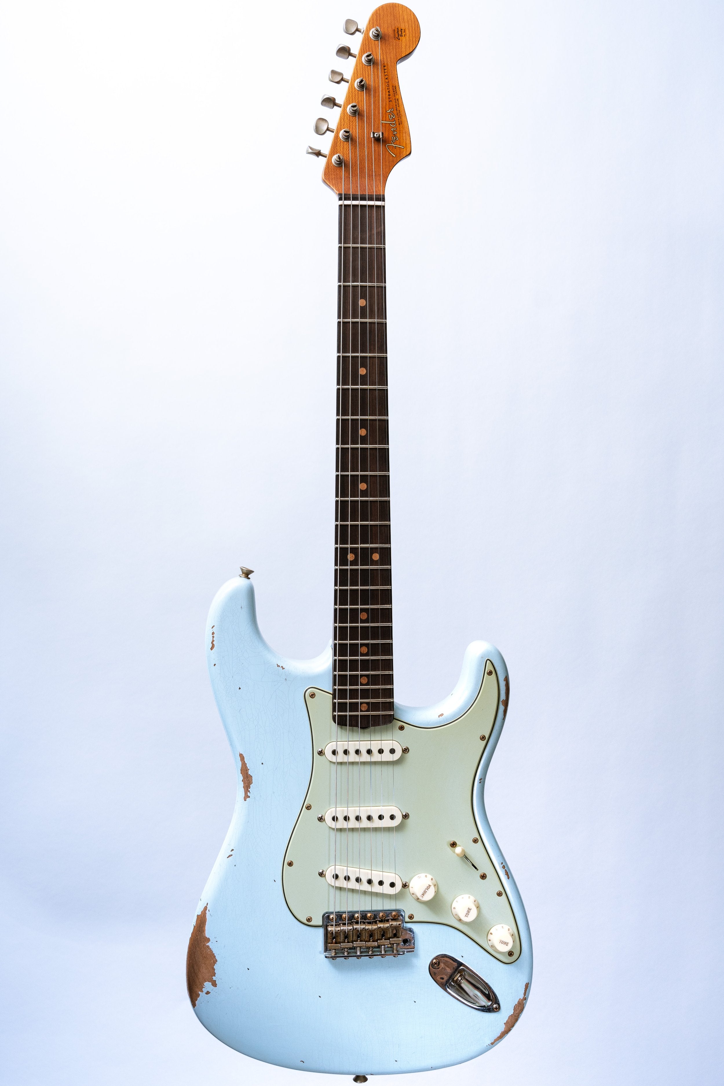 Fender Custom Shop LTD '63 Strat Relic in Super Faded Aged Sonic Blue