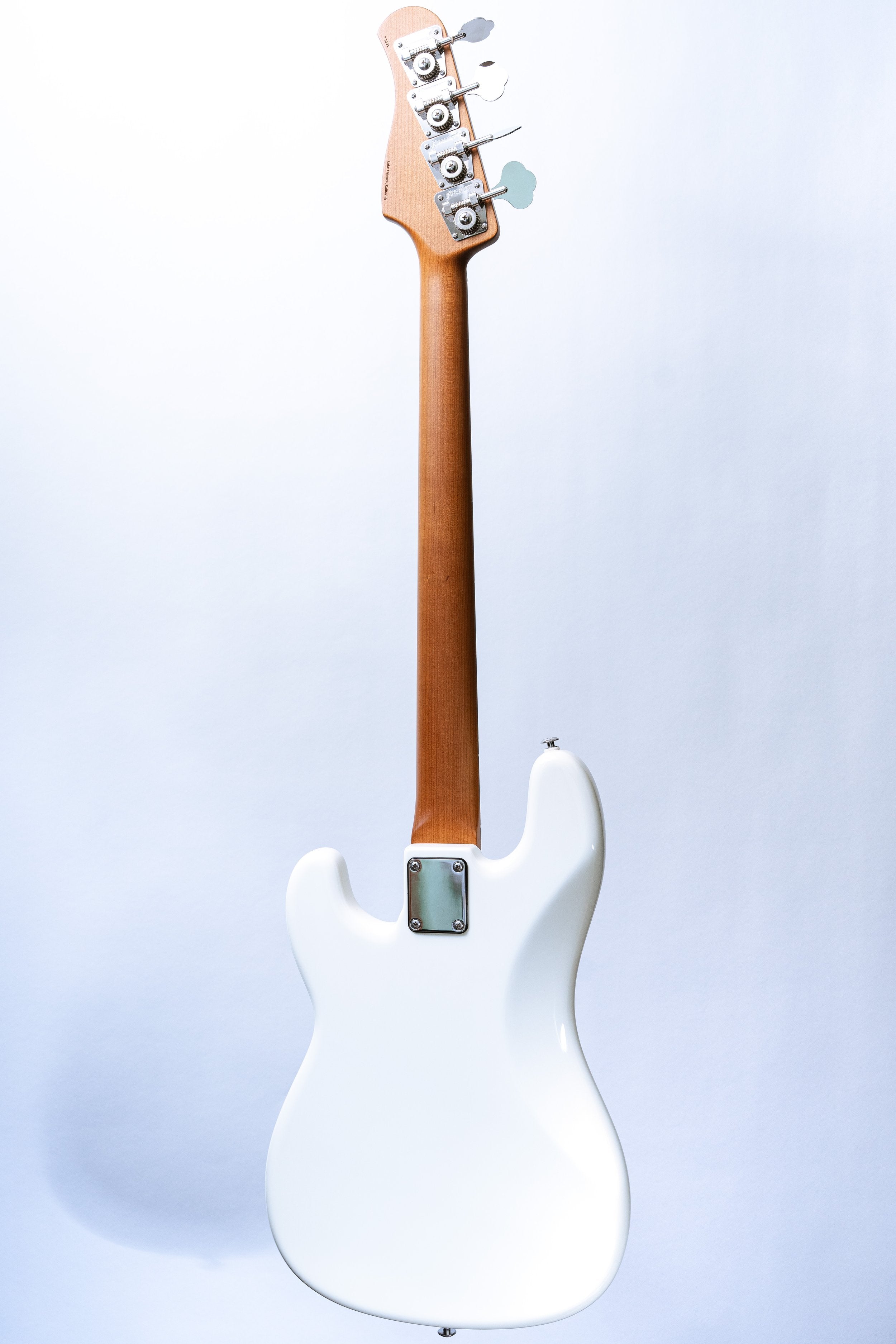 Suhr Classic P in Olympic White
