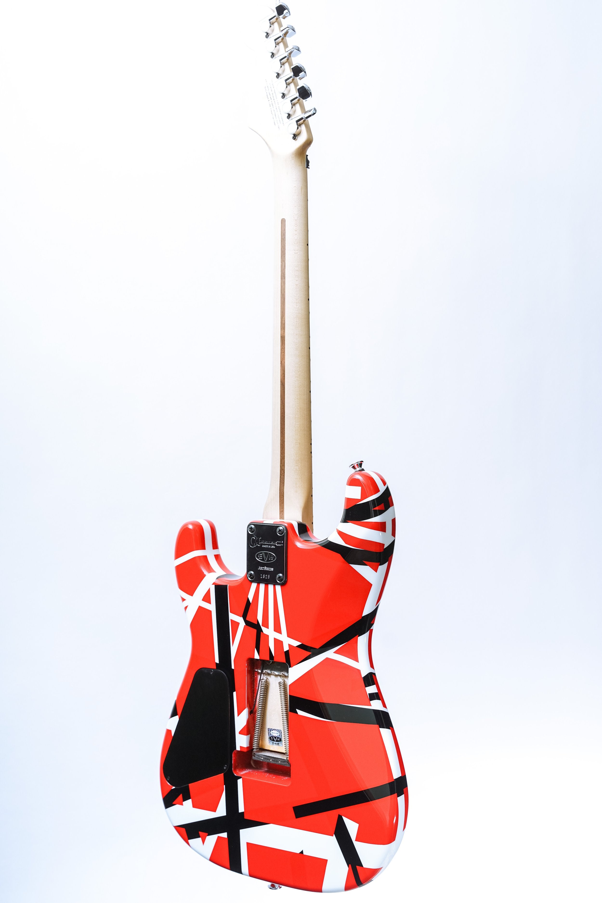 Charvel EVH Art Series in Red/White/Black