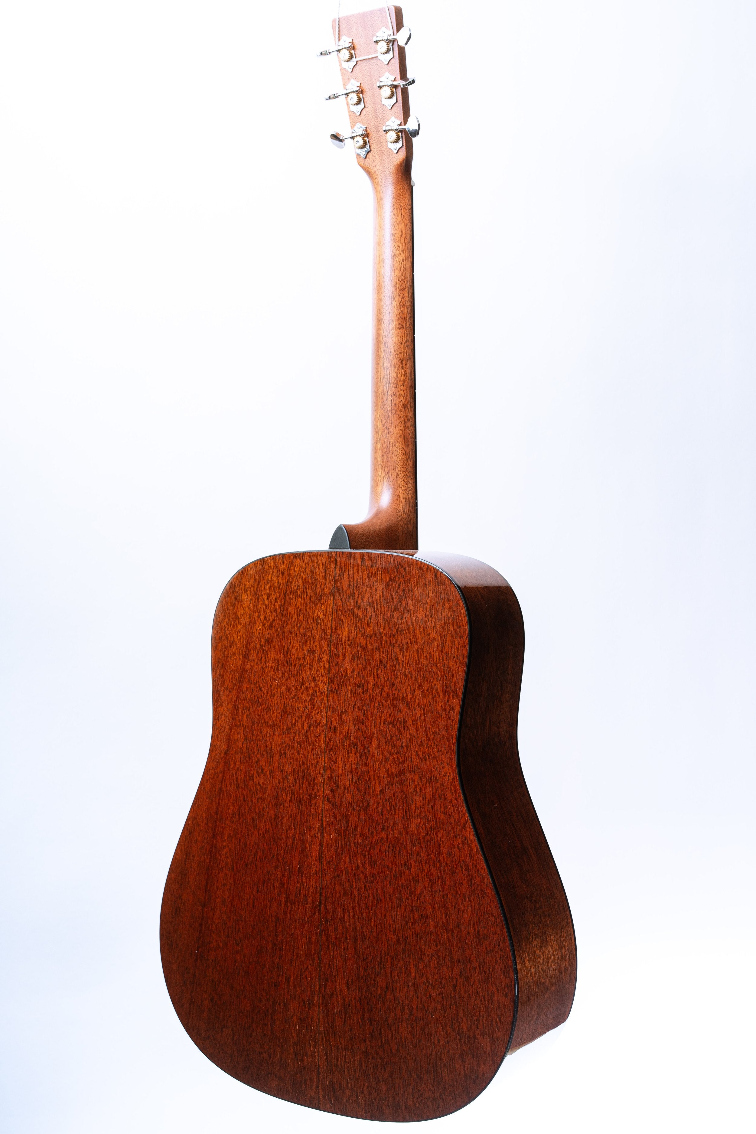 Martin D-18