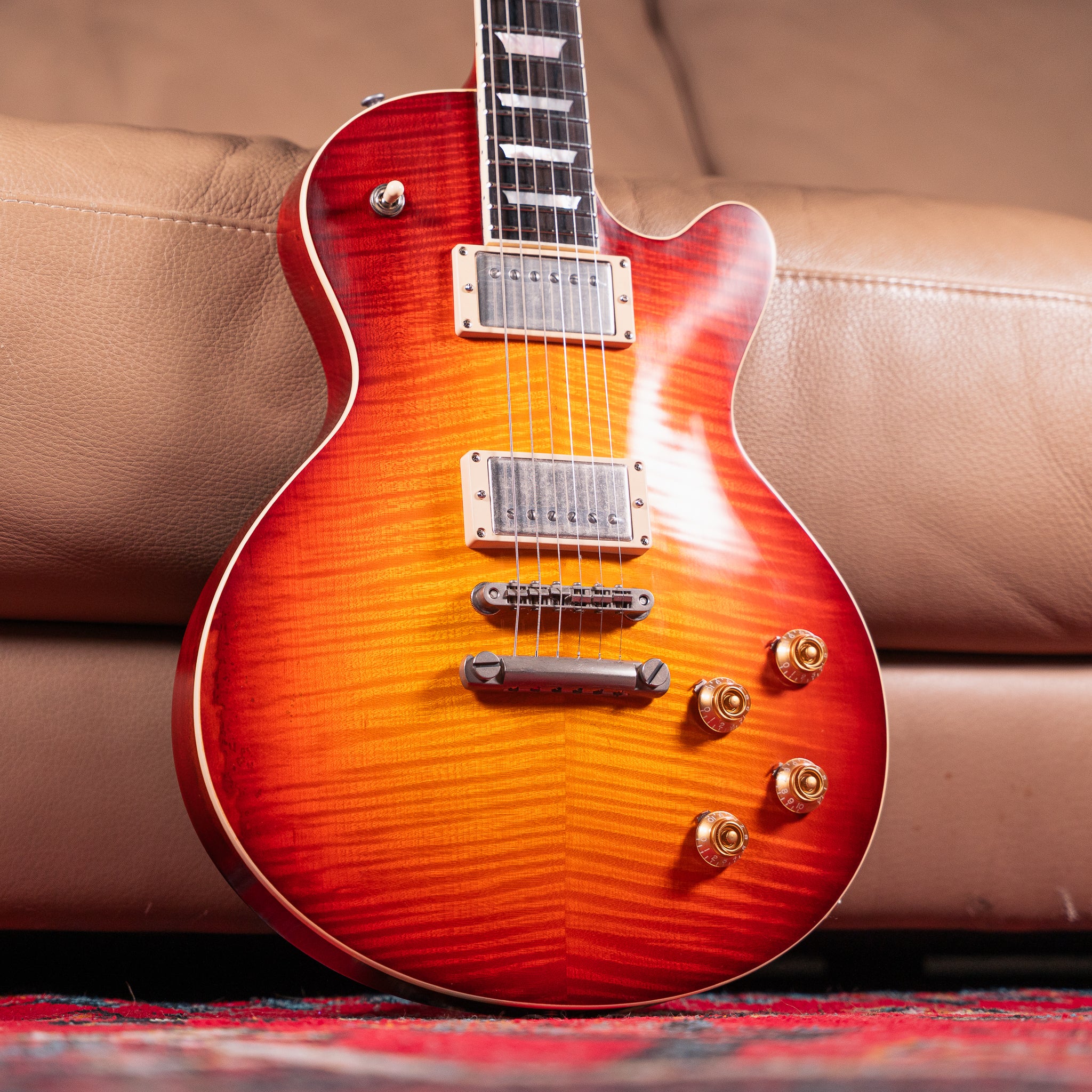 Eastman SB59/v in Antique Redburst – Lidgett Music