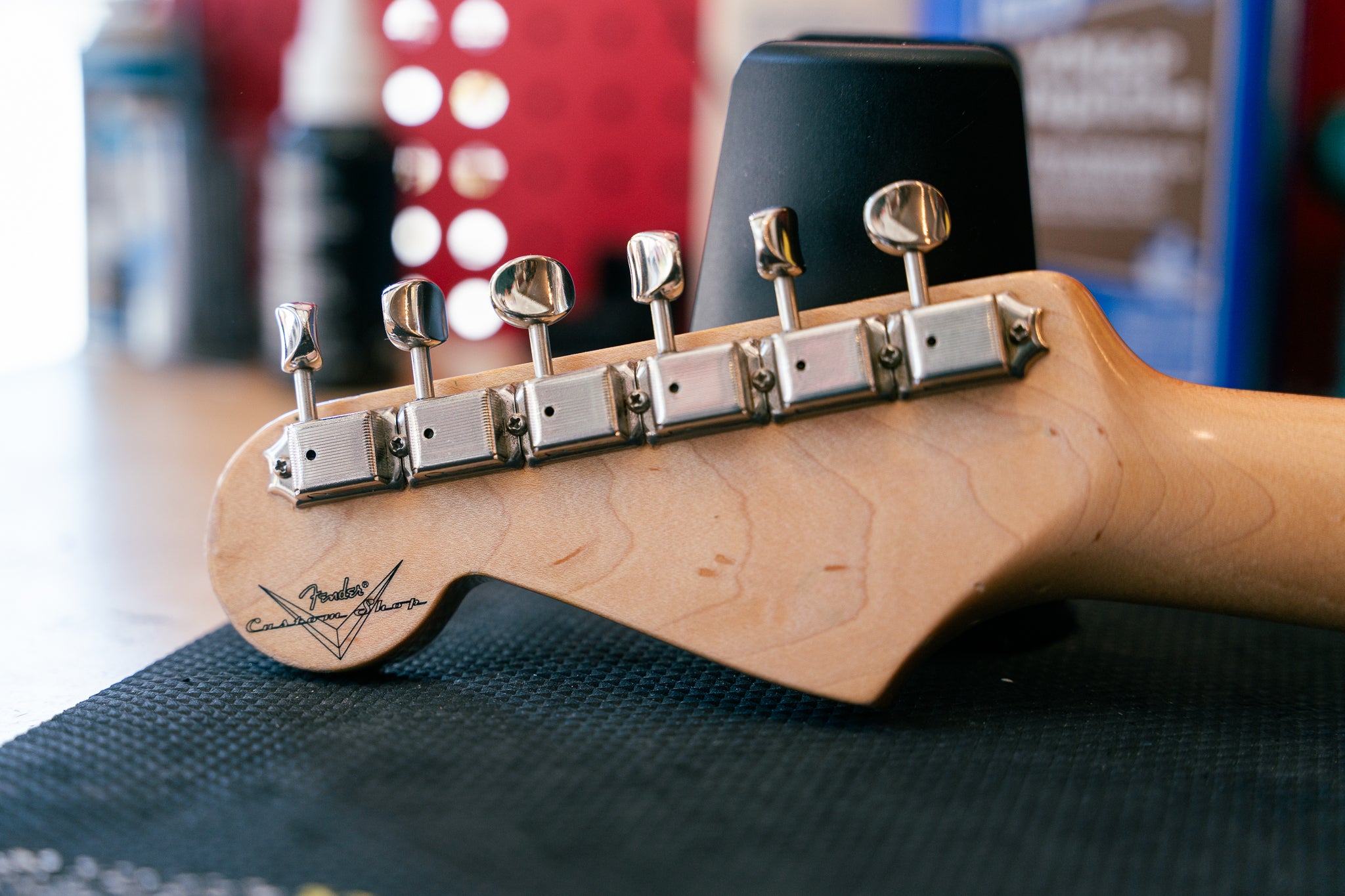 Fender - 2004 - Custom Shop '65 Stratocaster Neck