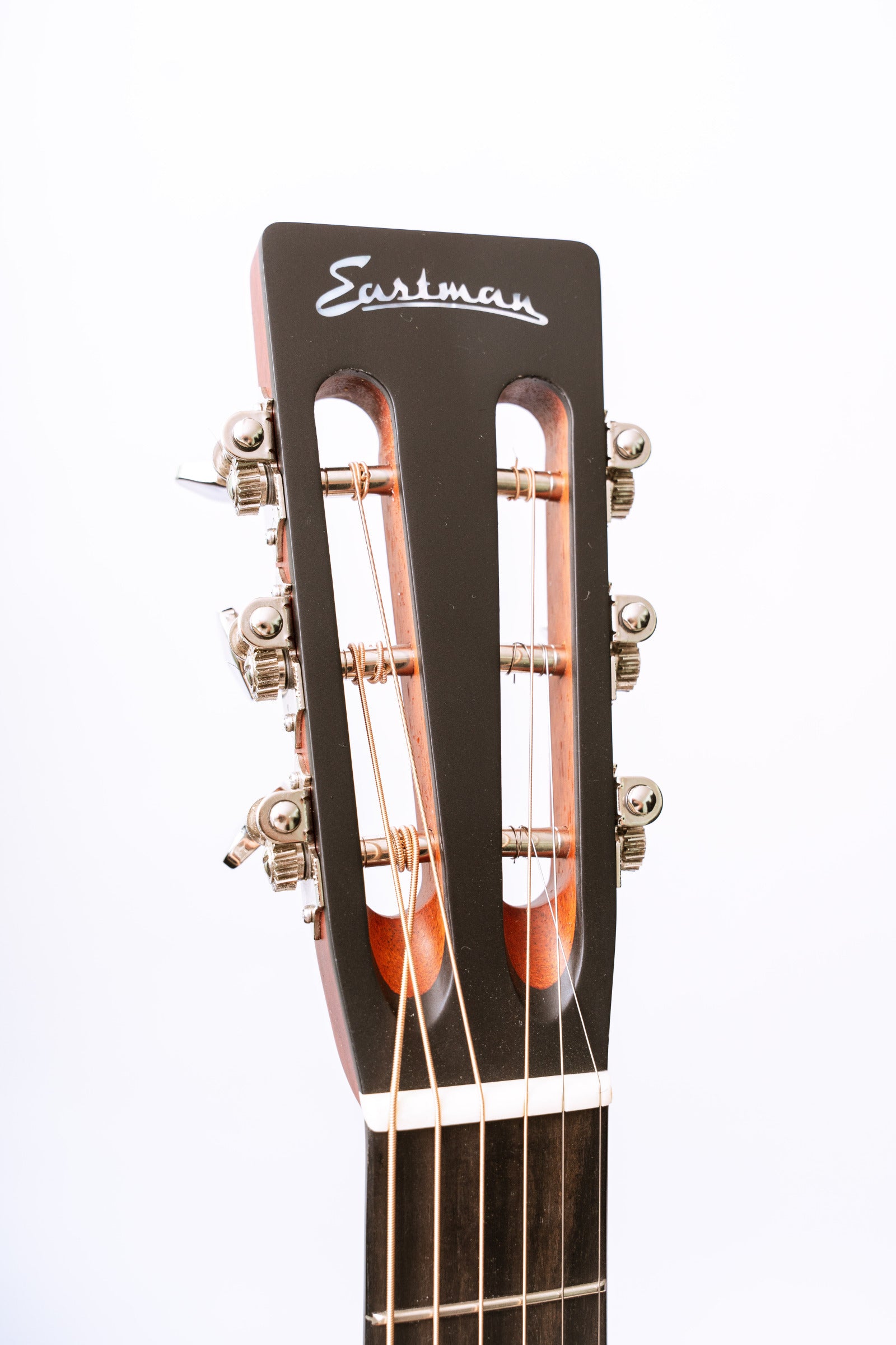 Eastman E1P Delxue in Sunburst