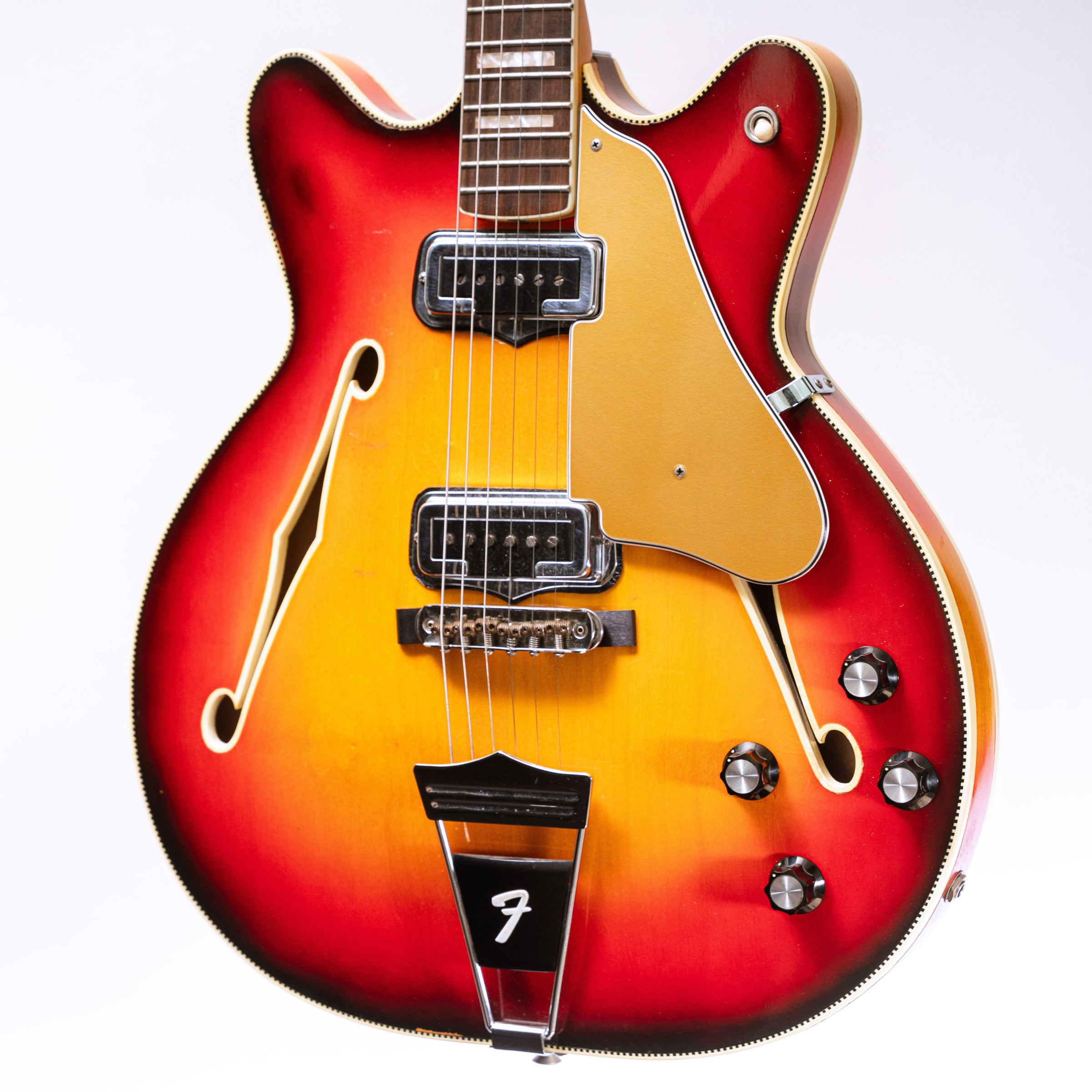 Fender - 1970s - Coronado II in Sunburst