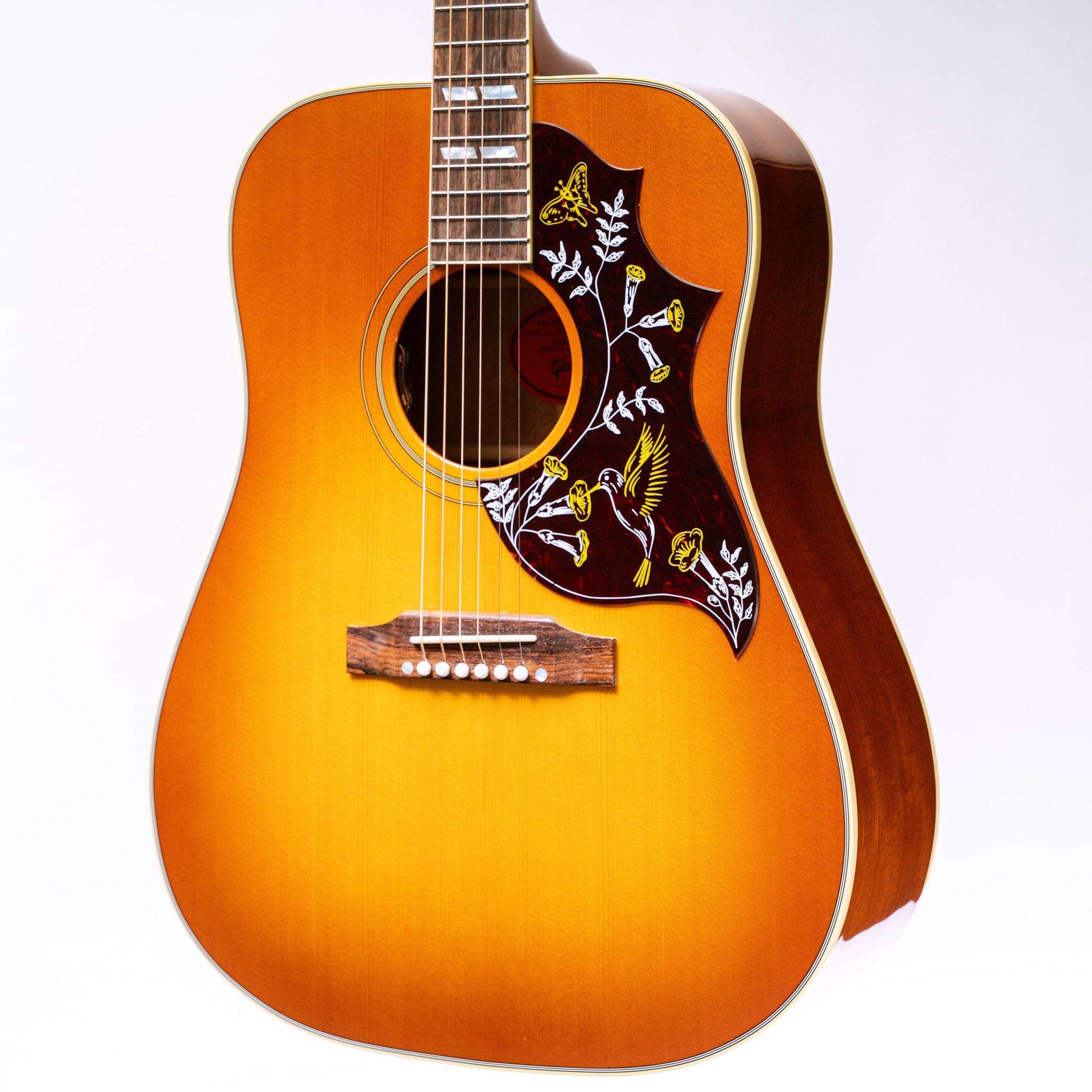 Gibson Hummingbird Original in Heritage Cherry Sunburst