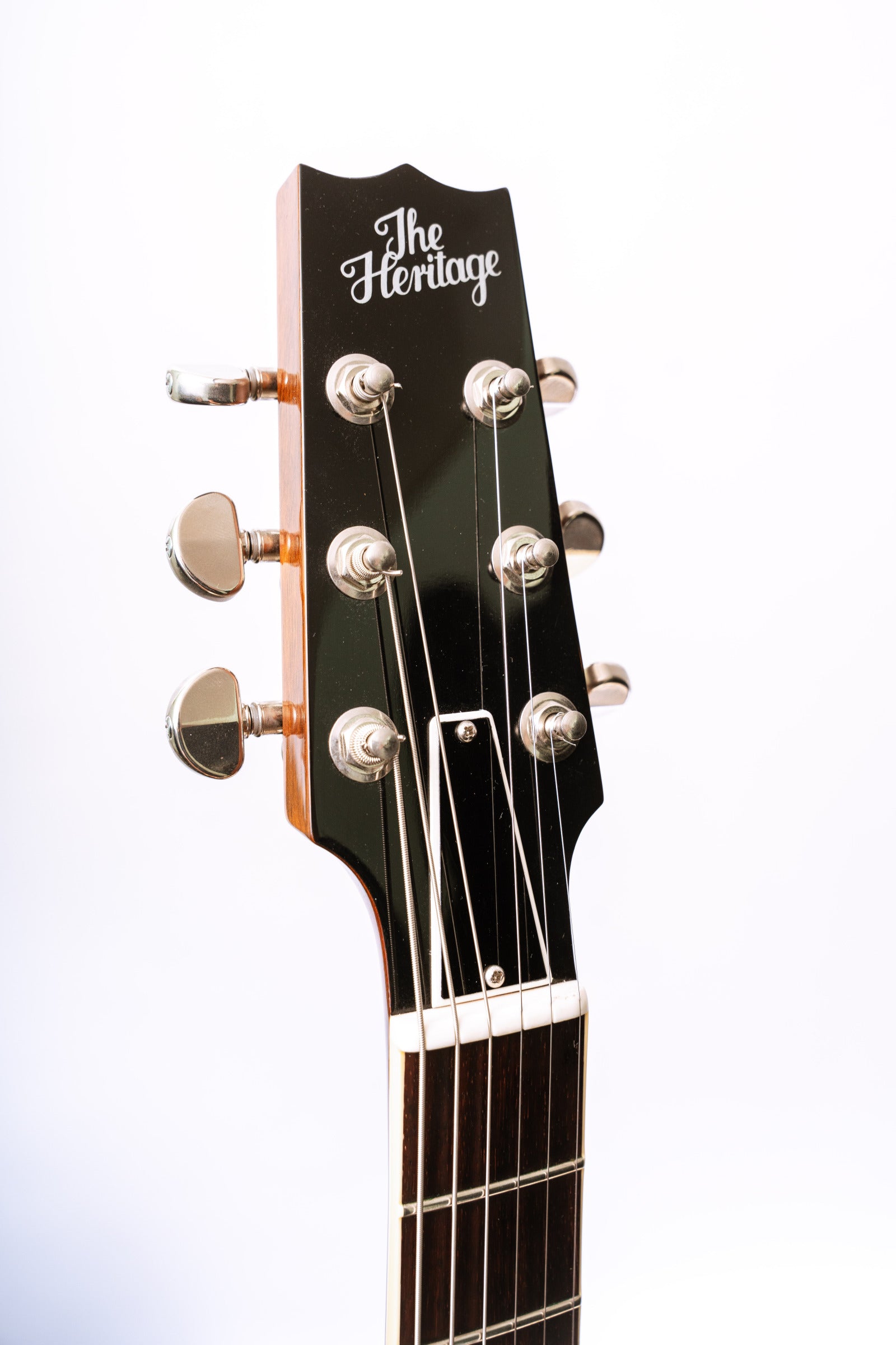 Heritage - 2021 - H-535 in Antique Natural Pre-Owned