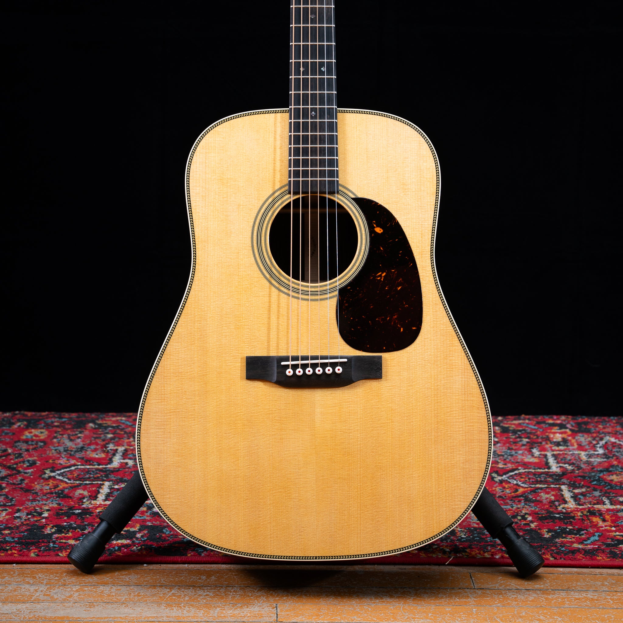 Martin HD-28 2023