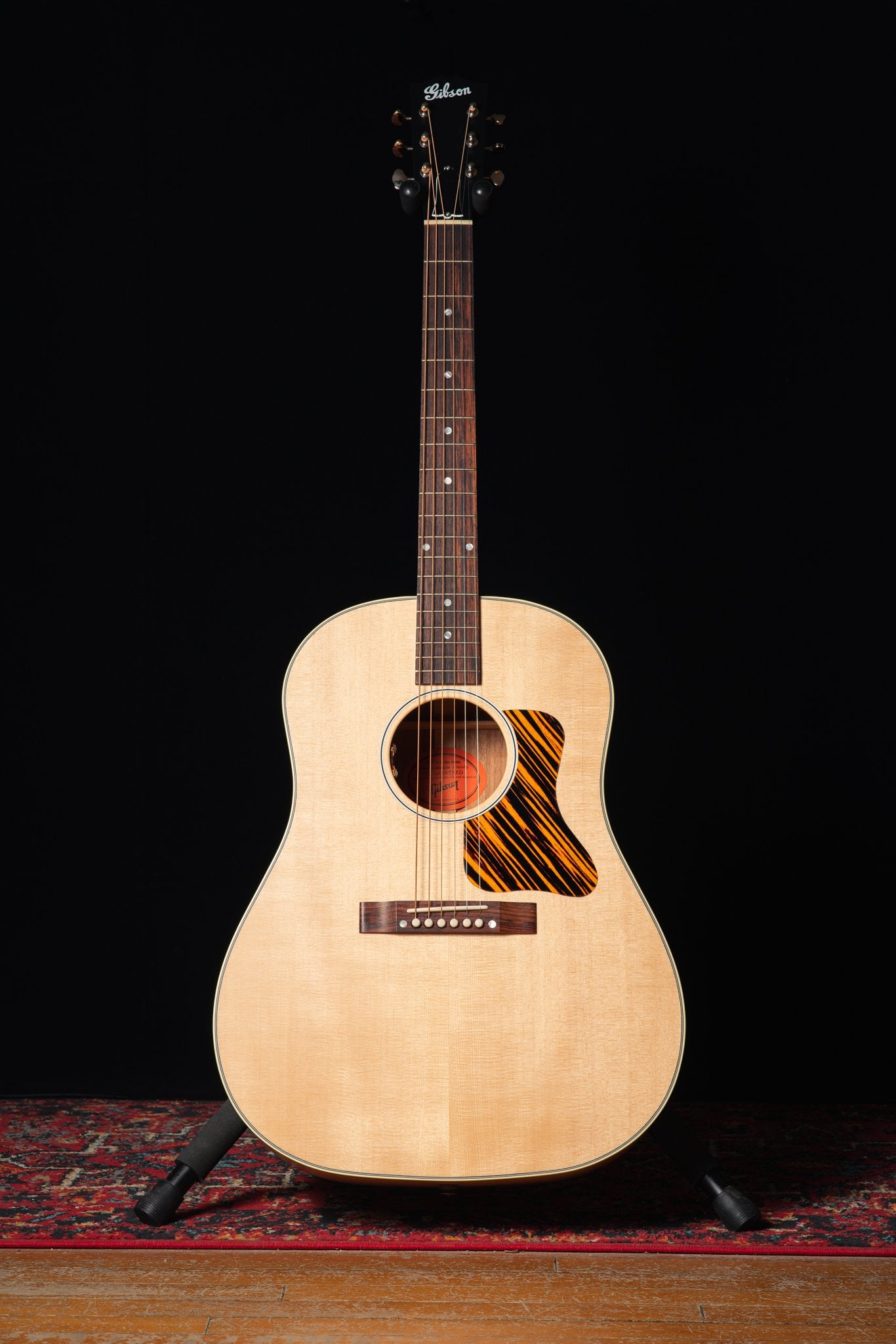 Gibson J-35 '30s Faded in Natural