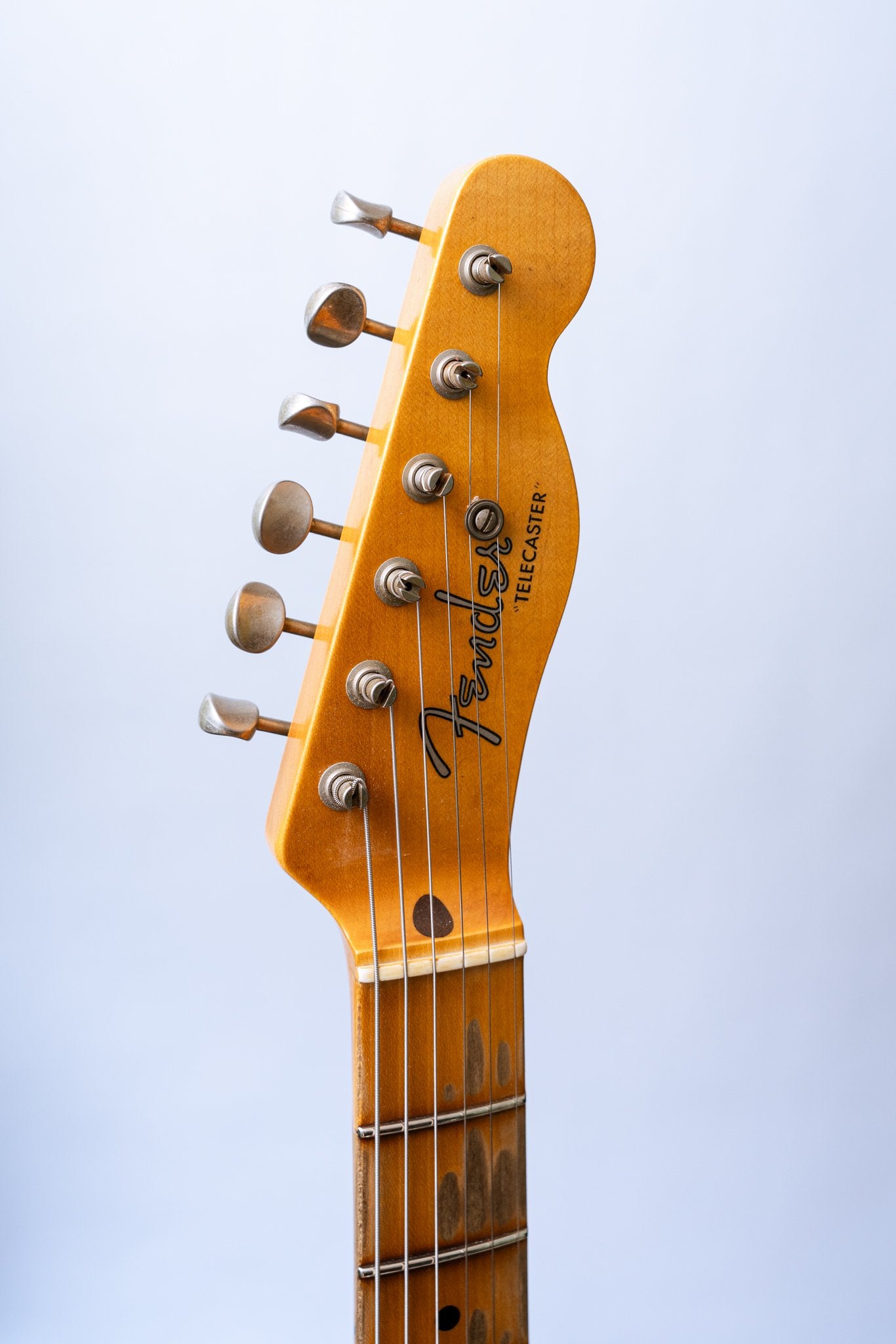 Fender Custom Shop '52 Telecaster Journeyman Relic in Aged Nocaster Blonde