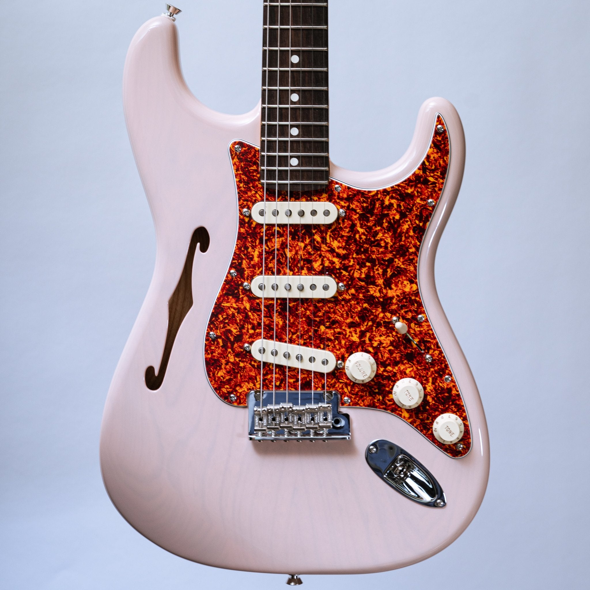 Fender LTD American Professional II Stratocaster Thinline in Transparent Shell Pink