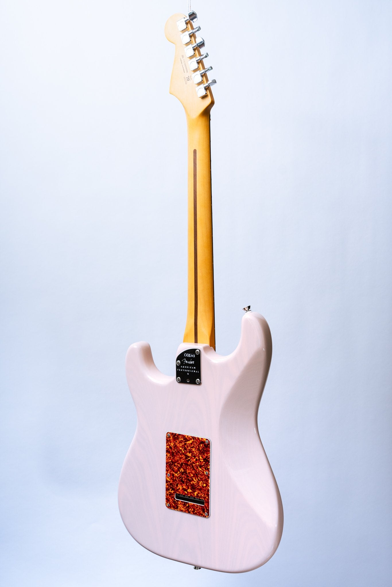 Fender LTD American Professional II Stratocaster Thinline in Transparent Shell Pink