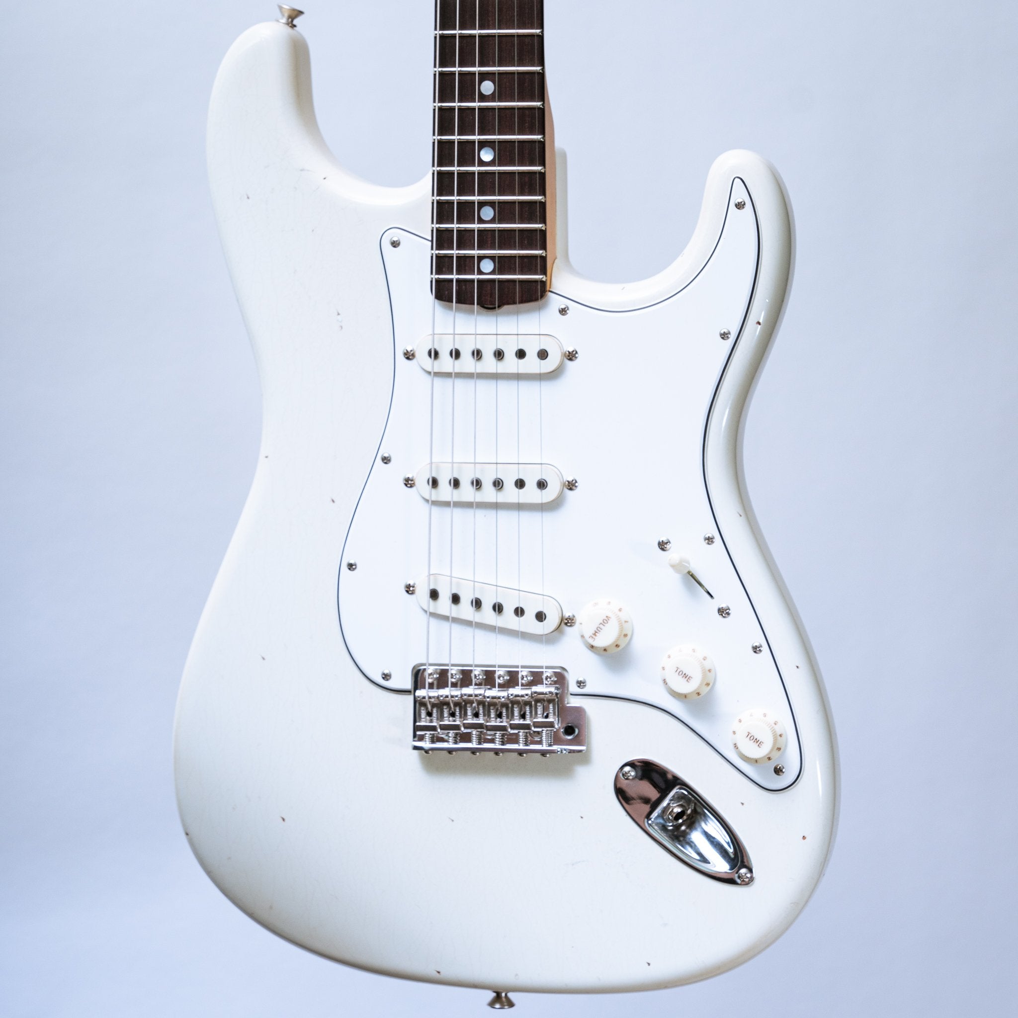 Fender Custom Shop LTD '64 Stratocaster Journeyman Relic in Aged Olympic White