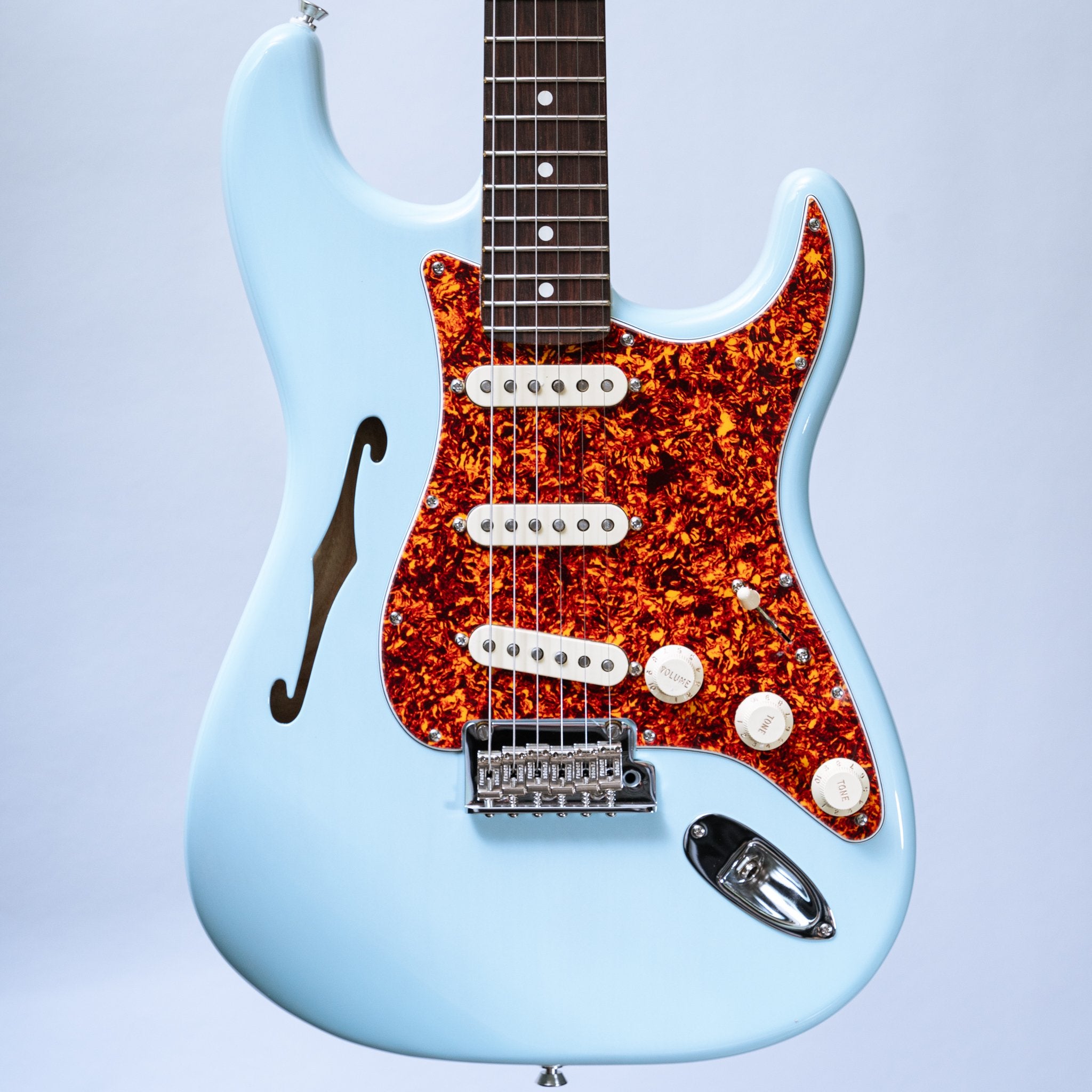 Fender LTD American Professional II Stratocaster Thinline in Transparent Daphne Blue