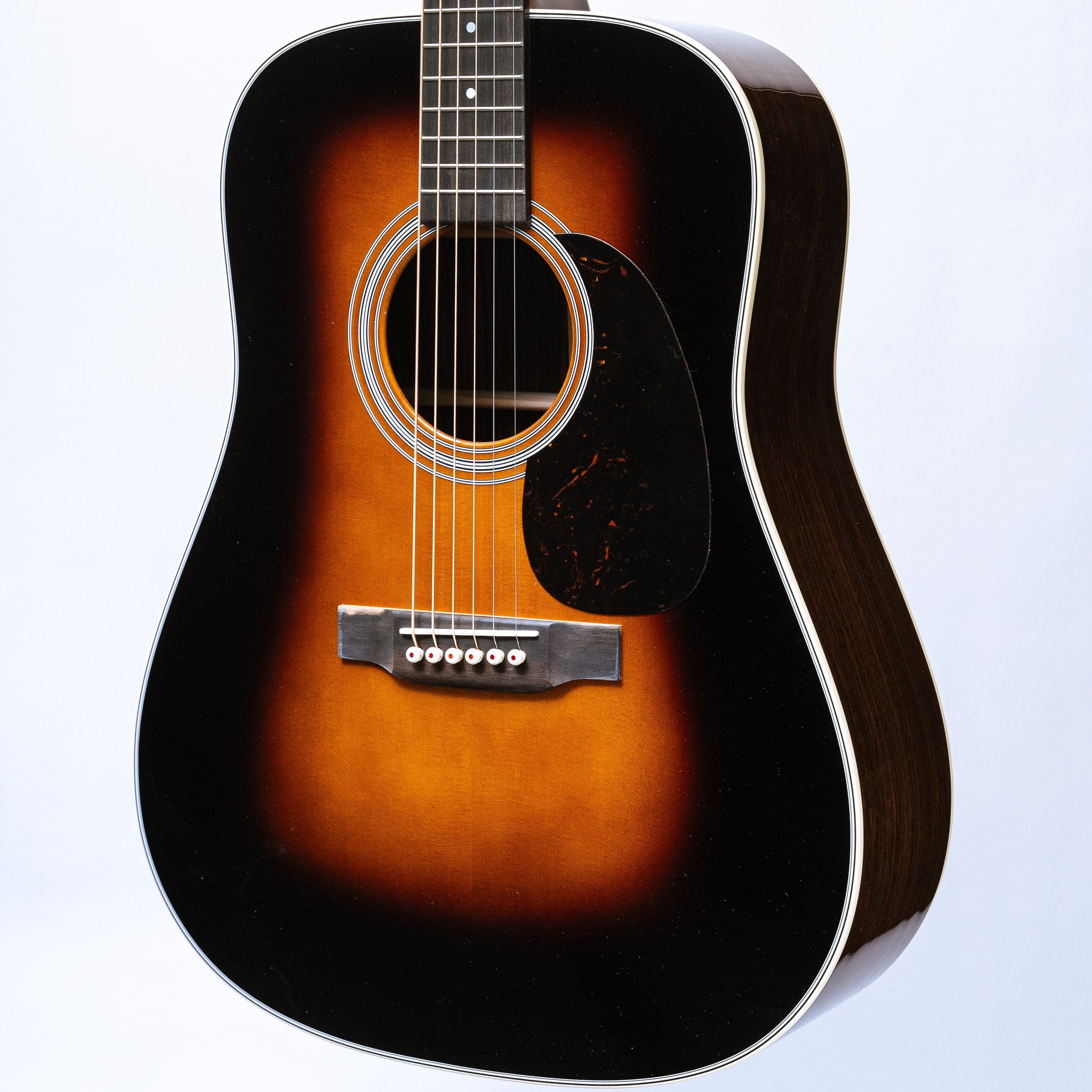 Martin HD-28 in Sunburst – Lidgett Music