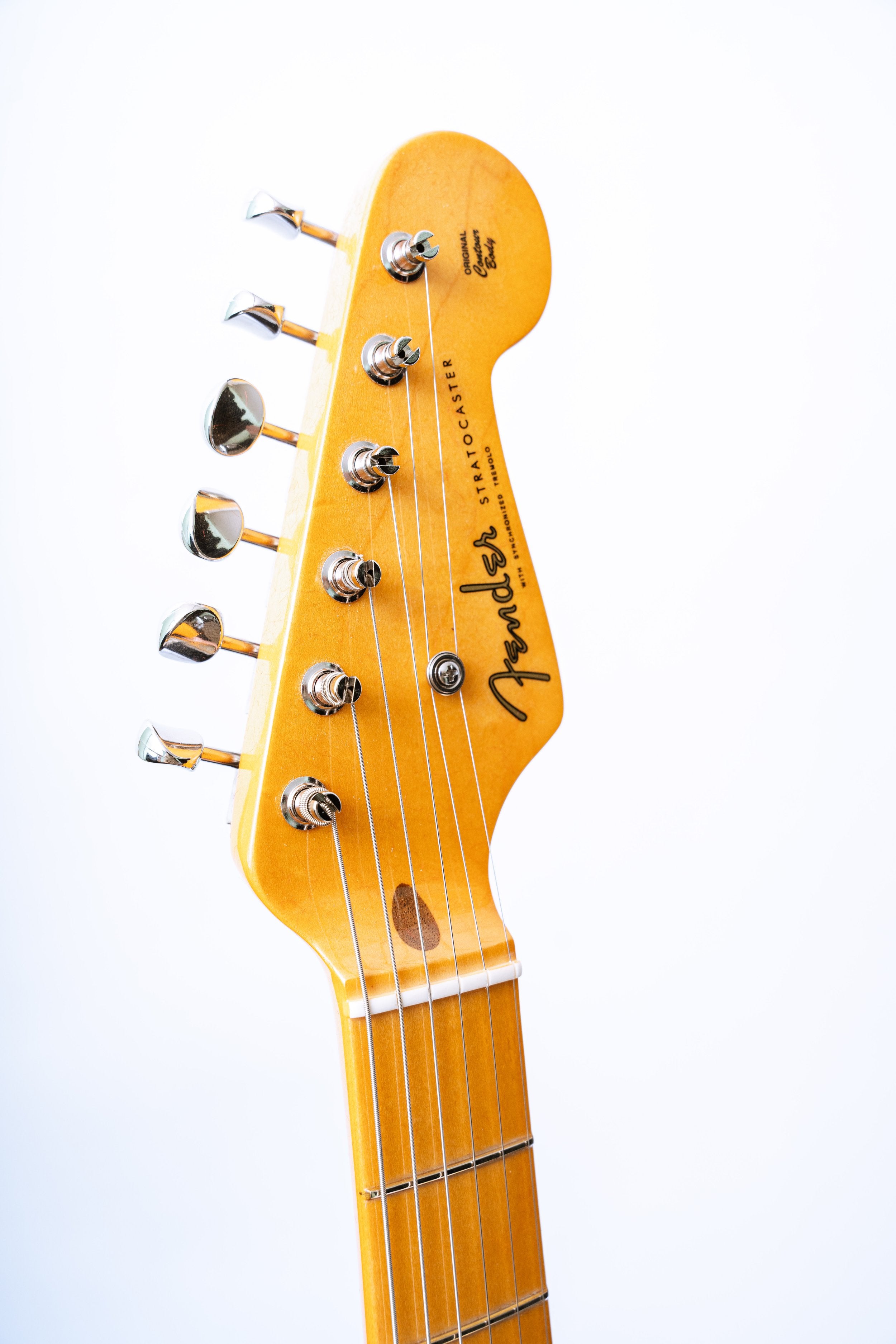 Fender 70th Anniversary American Vintage II 1954 Stratocaster in 2-Color Sunburst