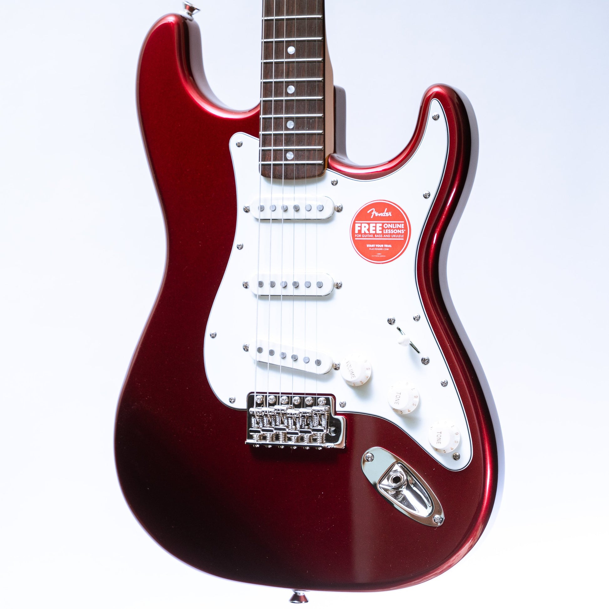 Squier Classic Vibe '60s Stratocaster in Candy Apple Red