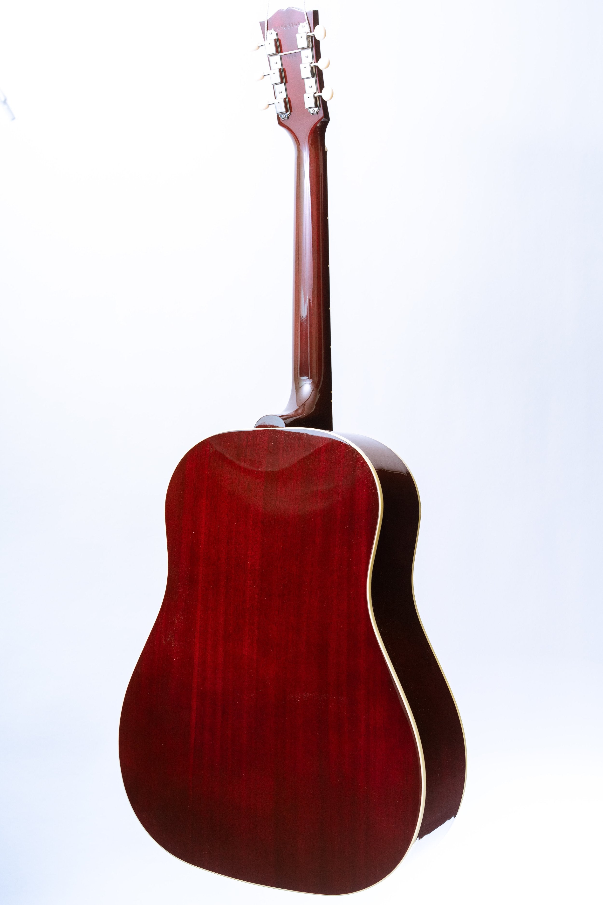 Gibson J-45 '60s Original in Wine Red