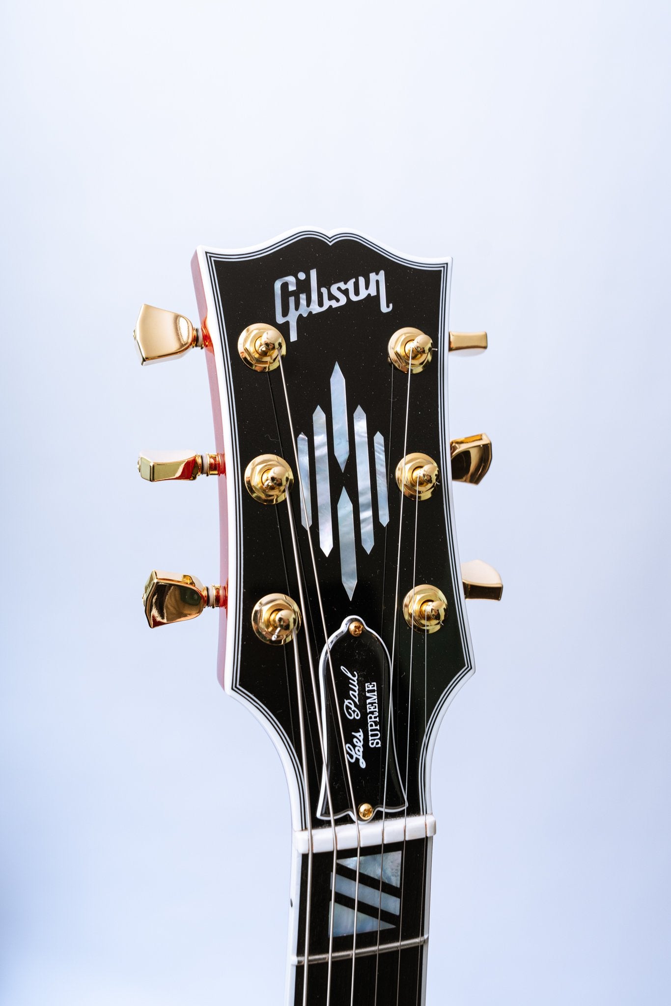 Gibson Les Paul Supreme in Wine Red