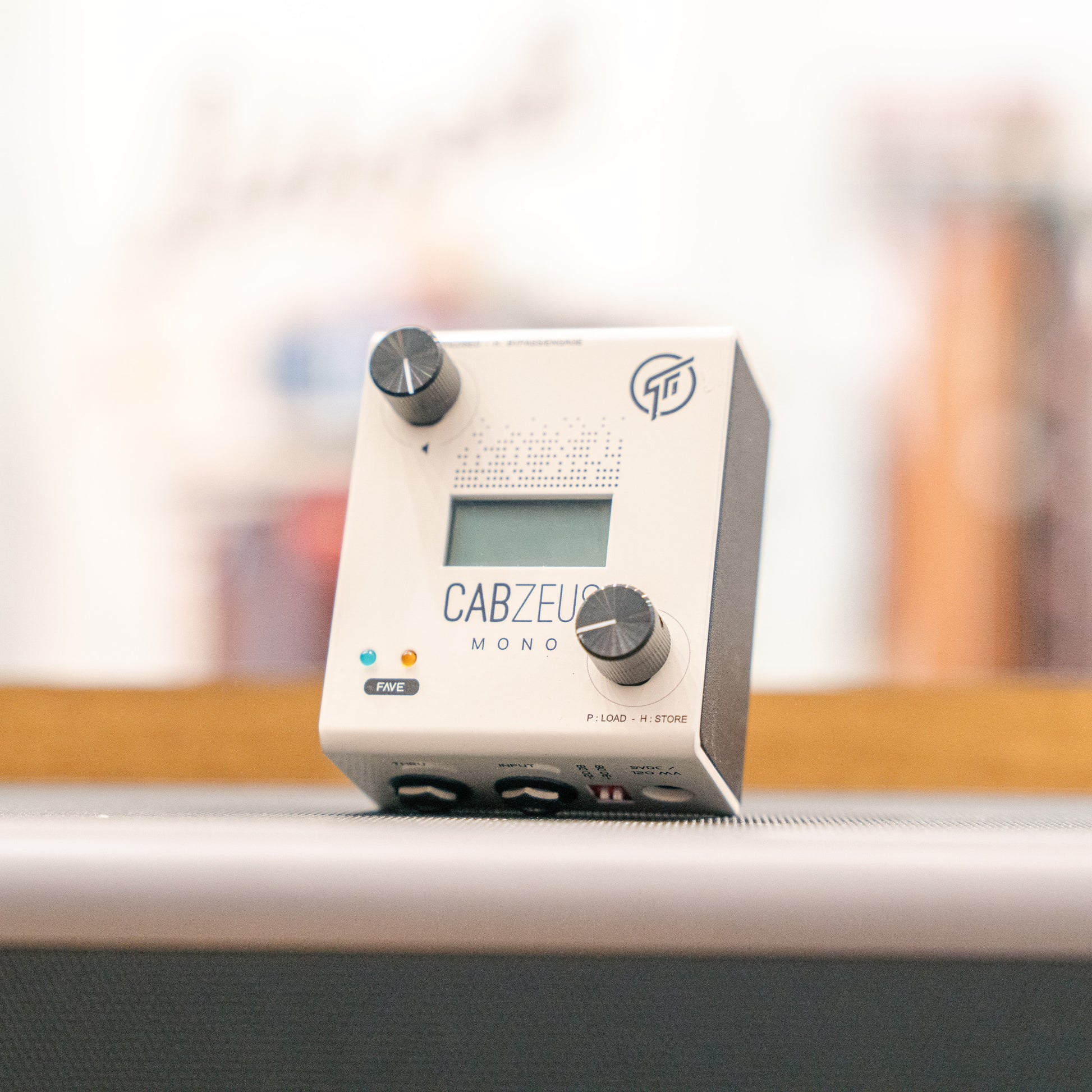 Cabzeus Mono Speaker Simulator Pre-Owned