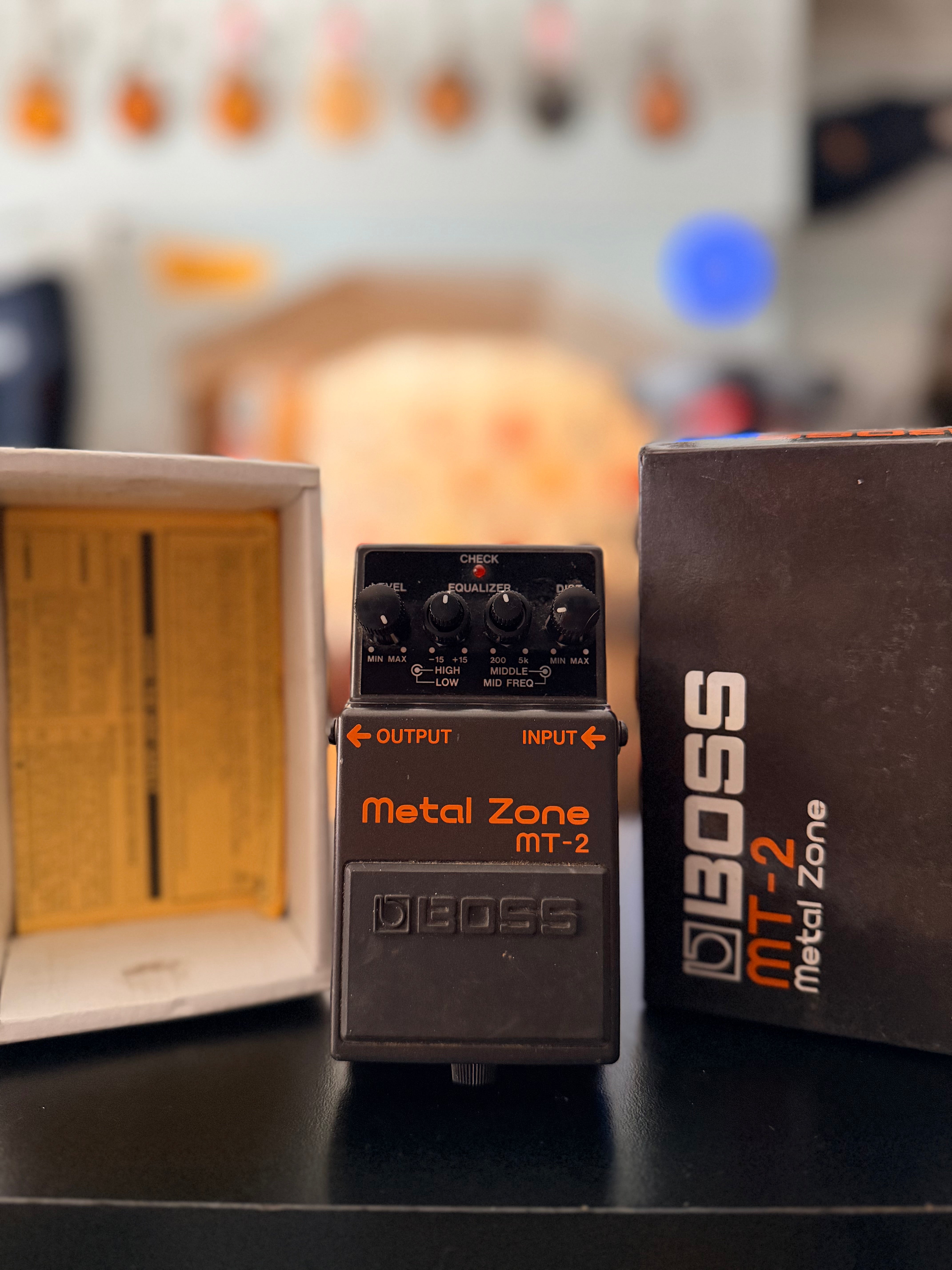 Boss MT-2 Metal Zone Silver Label
