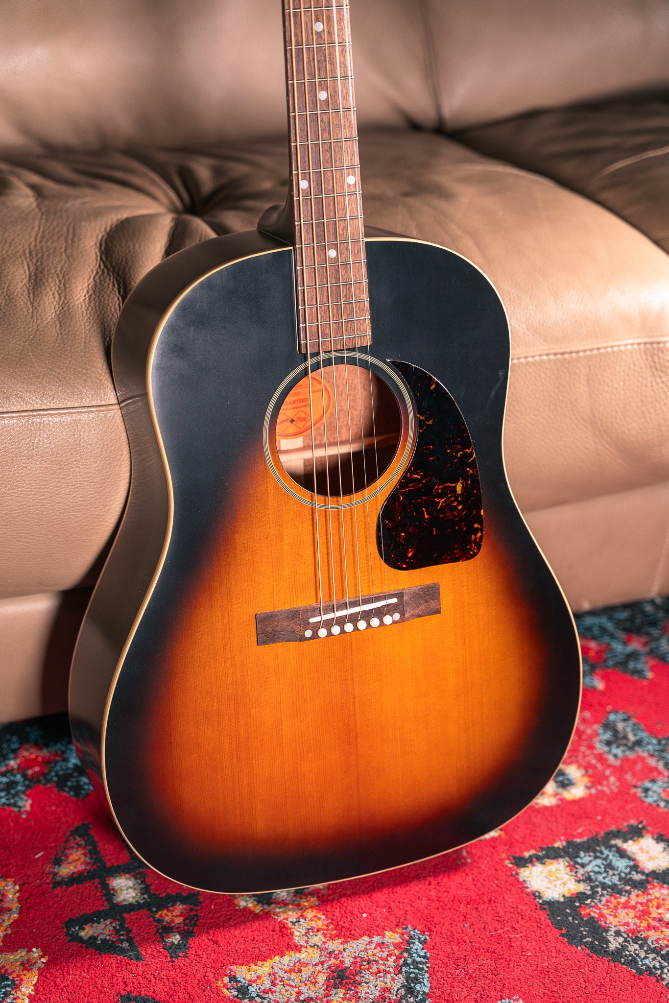 Epiphone Inspired by Gibson Custom '42 Banner J-45 in Vintage Sunburst