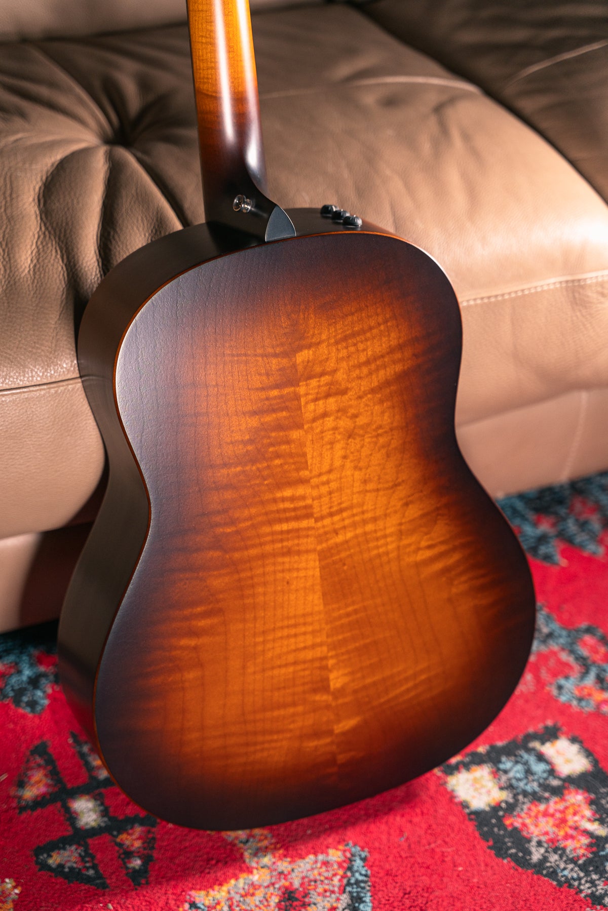 Taylor AD27e Flametop