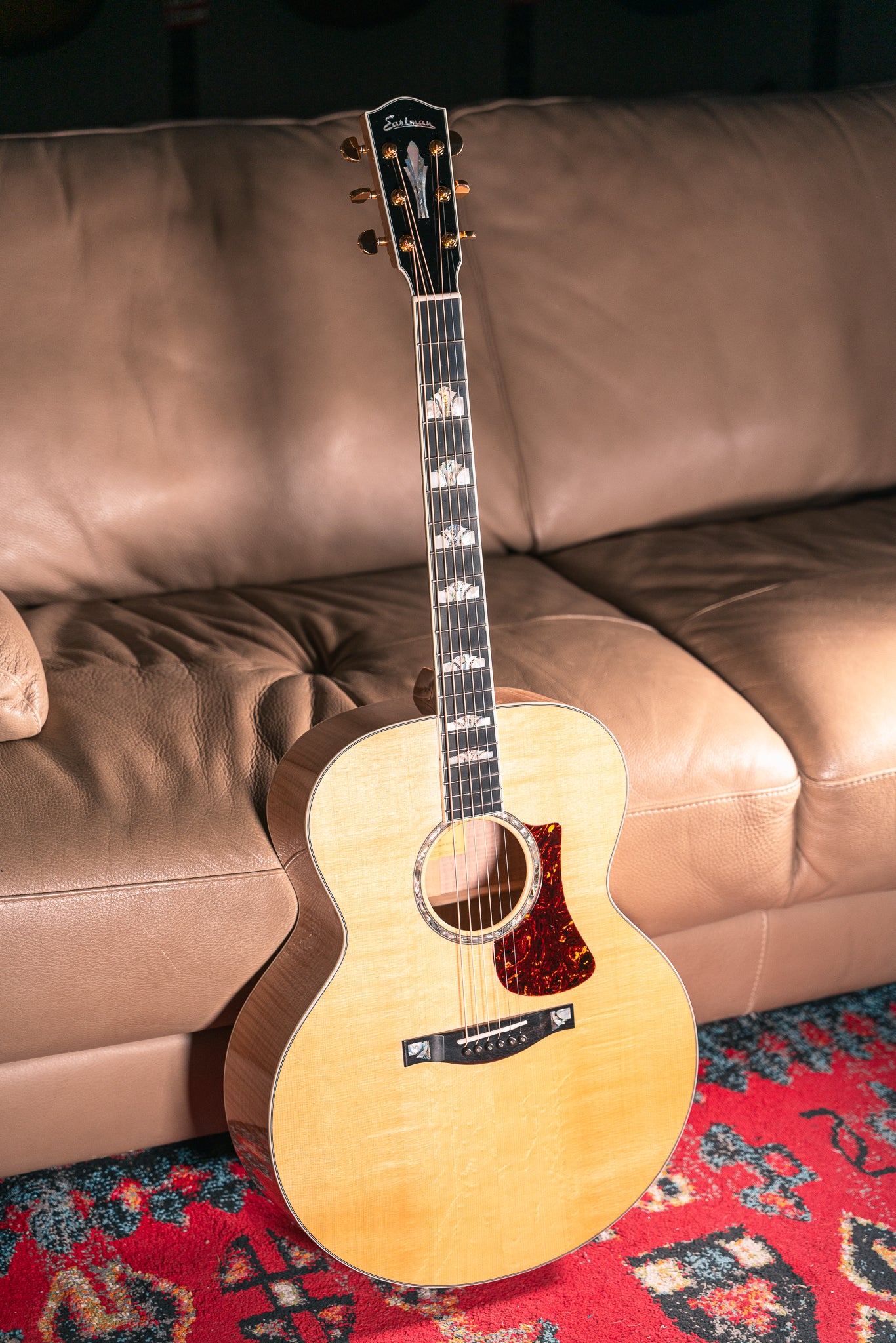 Eastman AC630 Blonde
