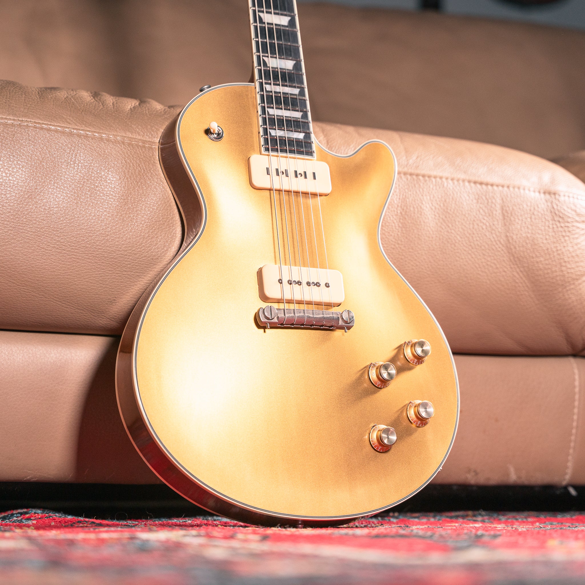 Eastman SB54/TV LTD in Vintage Gold