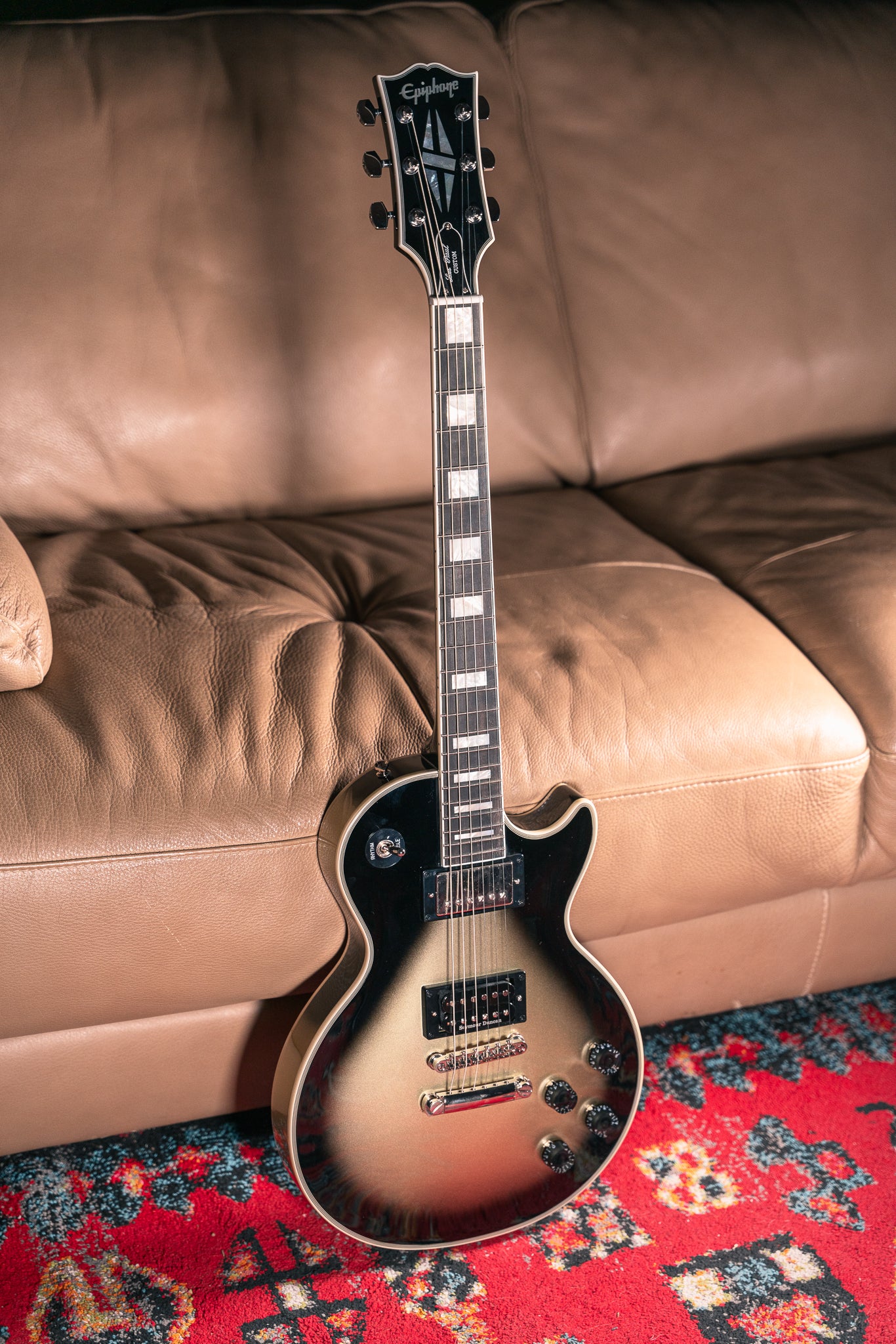 Epiphone Adam Jones 1979 Les Paul Custom in Antique Silverburst