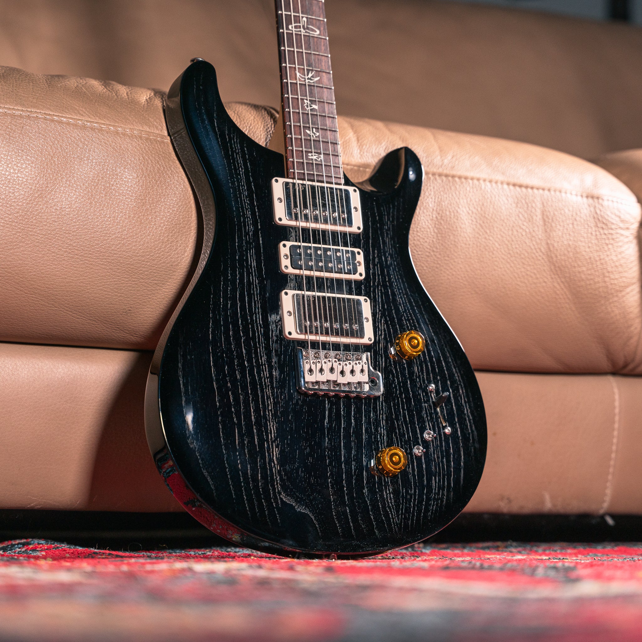 PRS Swamp Ash Special in Black Doghair Smokeburst