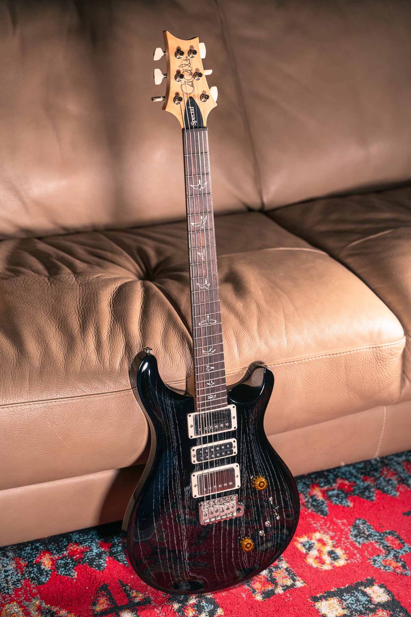 PRS Swamp Ash Special in Black Doghair Smokeburst
