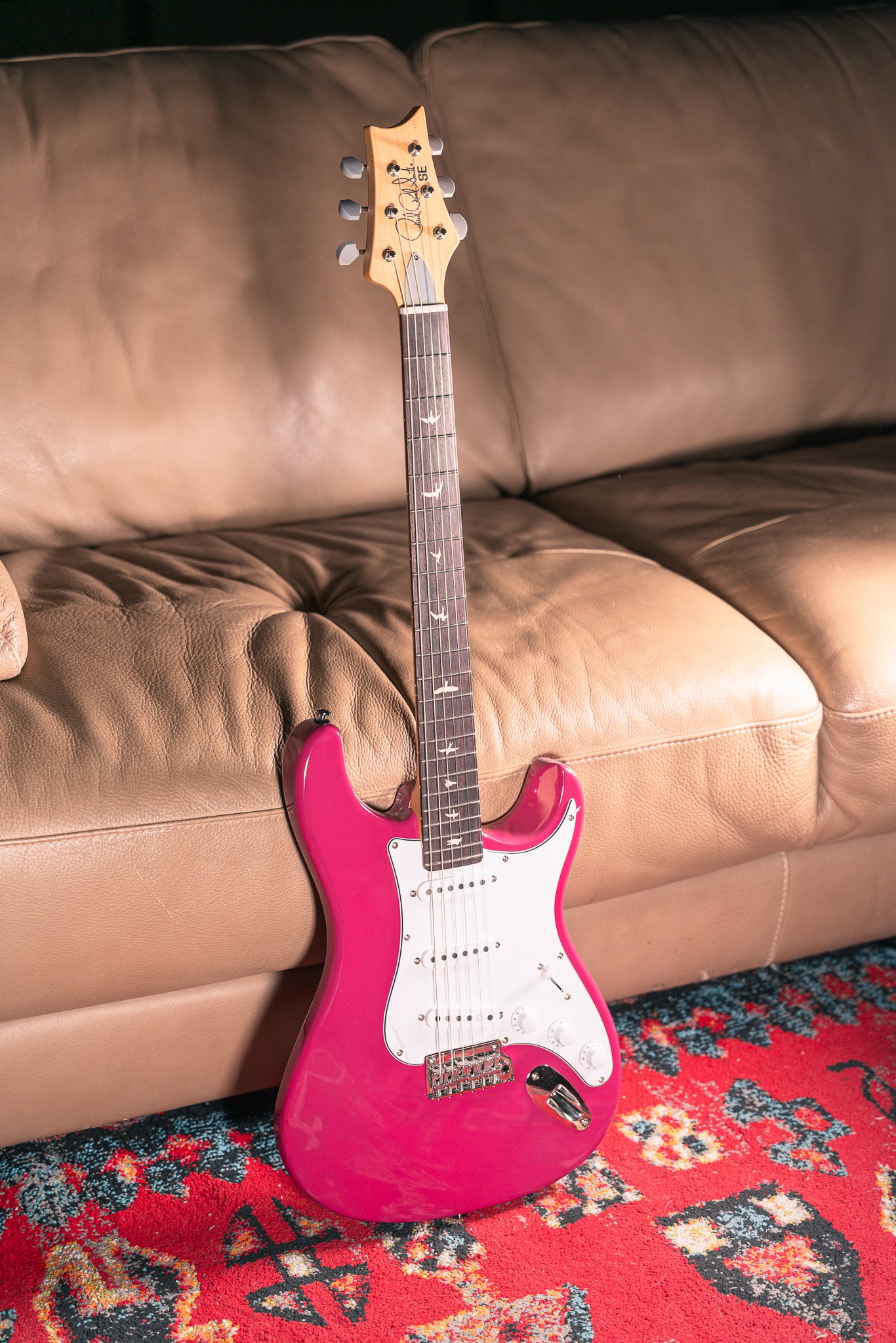 PRS SE Silver Sky in Dragon Fruit
