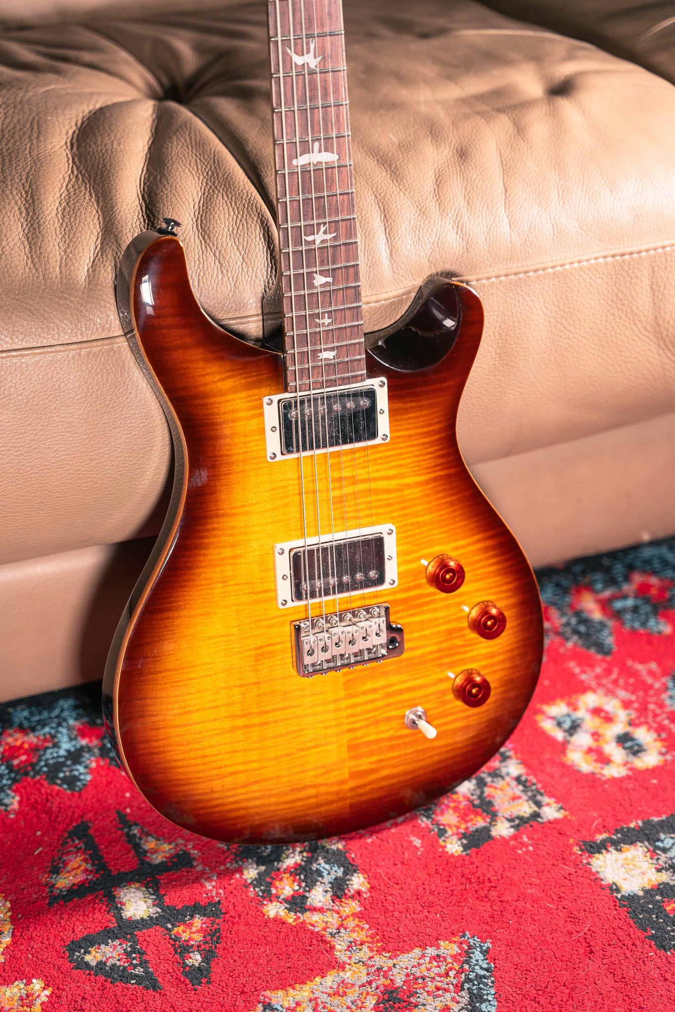PRS SE DGT in McCarty Tobacco Sunburst