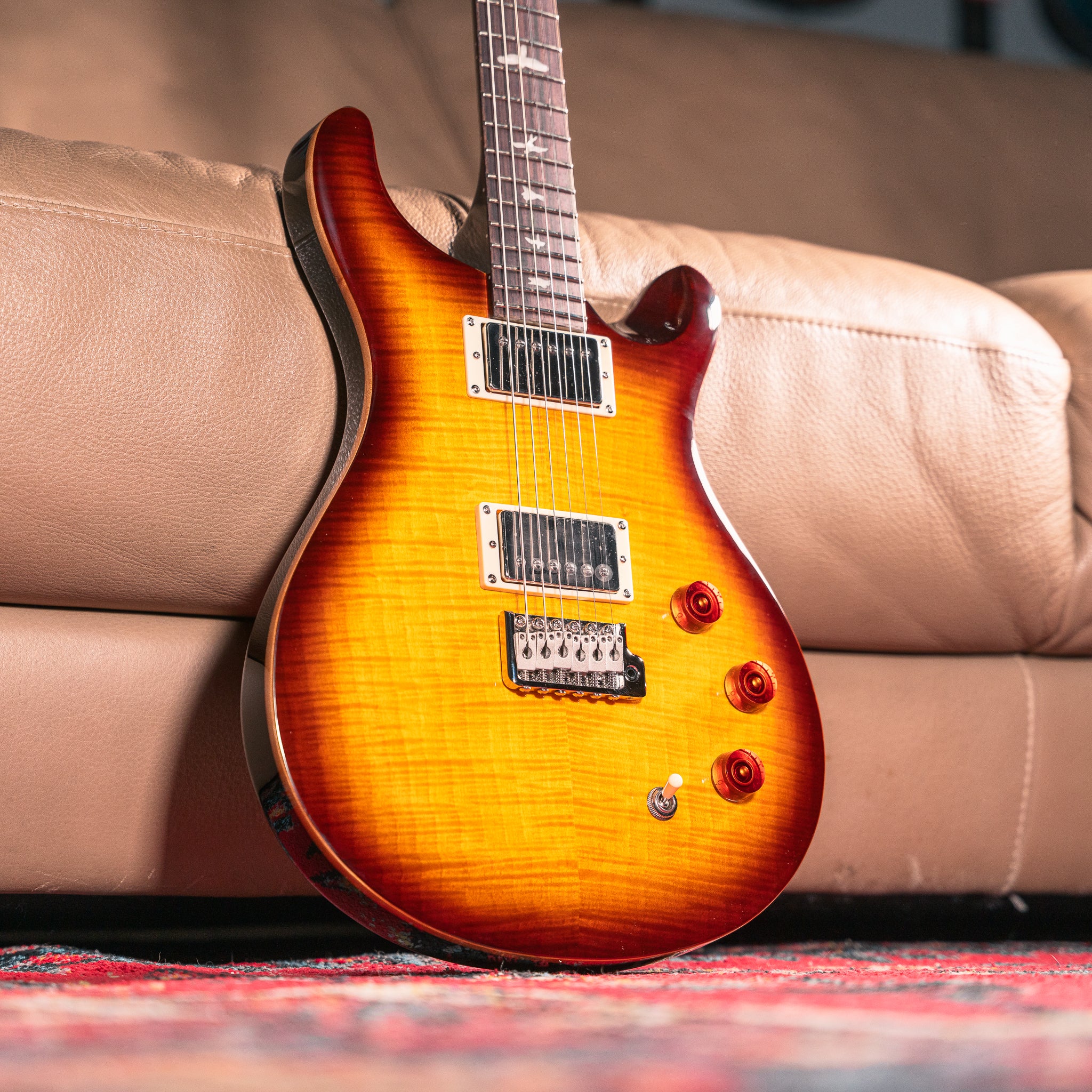 PRS SE DGT in McCarty Tobacco Sunburst