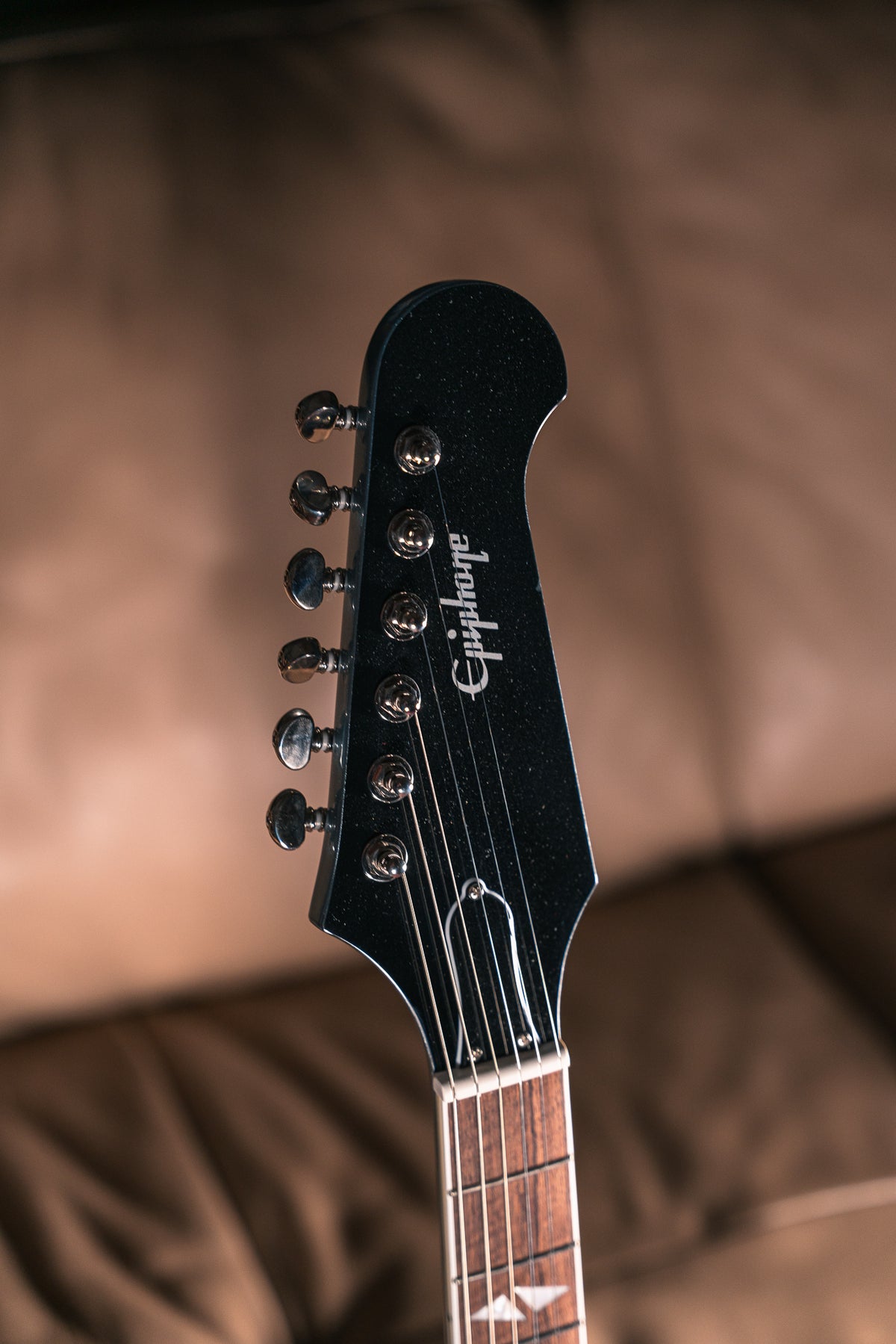 Epiphone Dave Grohl Signature DG-335 in Pelham Blue