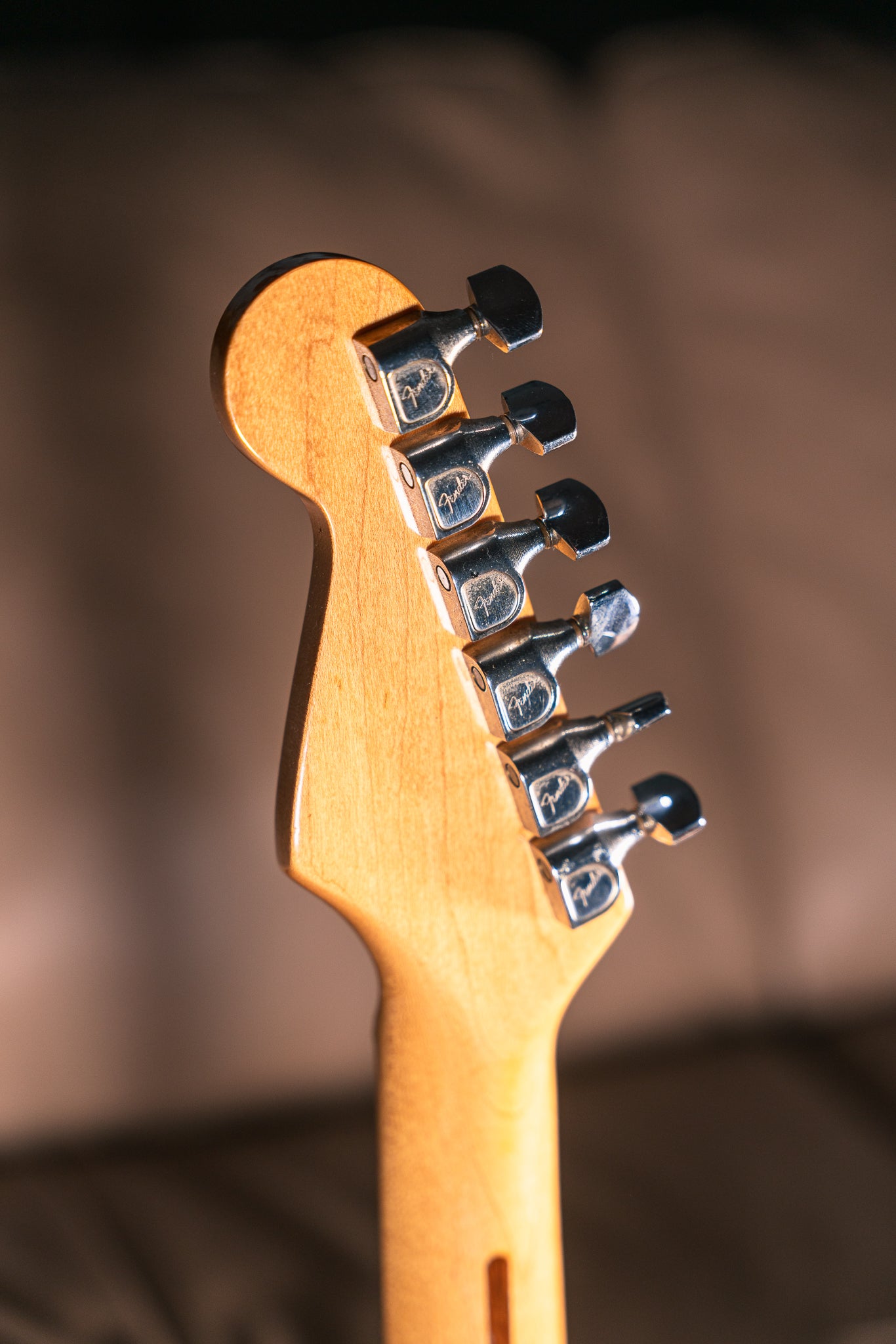 Fender - 1983 - Stratocaster Elite in Black