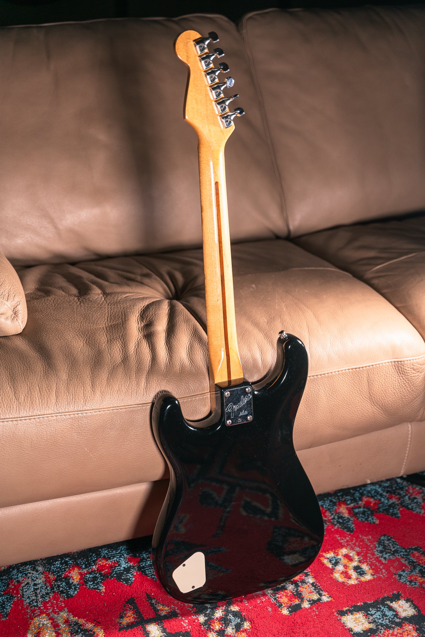 Fender - 1983 - Stratocaster Elite in Black
