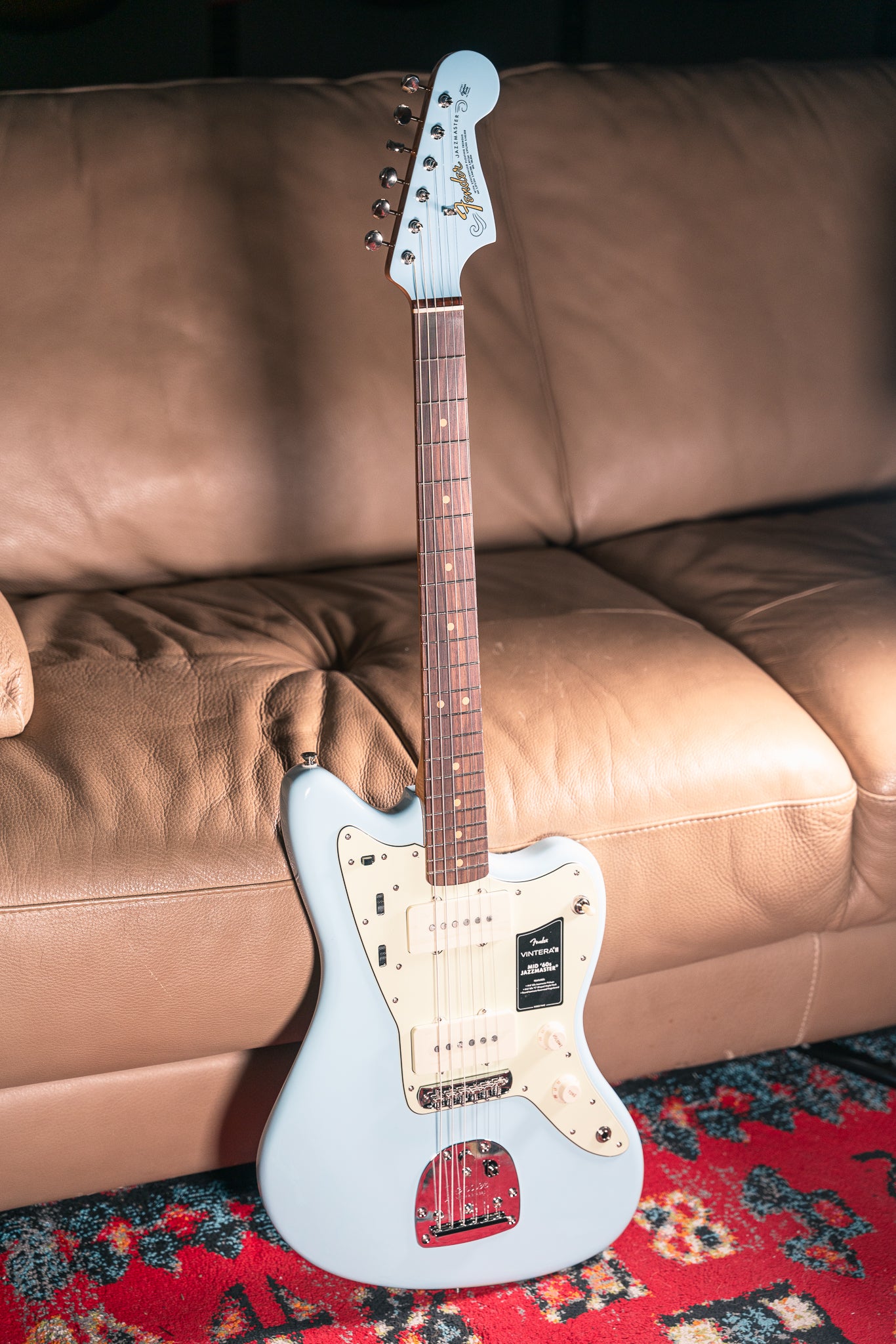 Fender Vintera III Mid '60s Jazzmaster in Sonic Blue