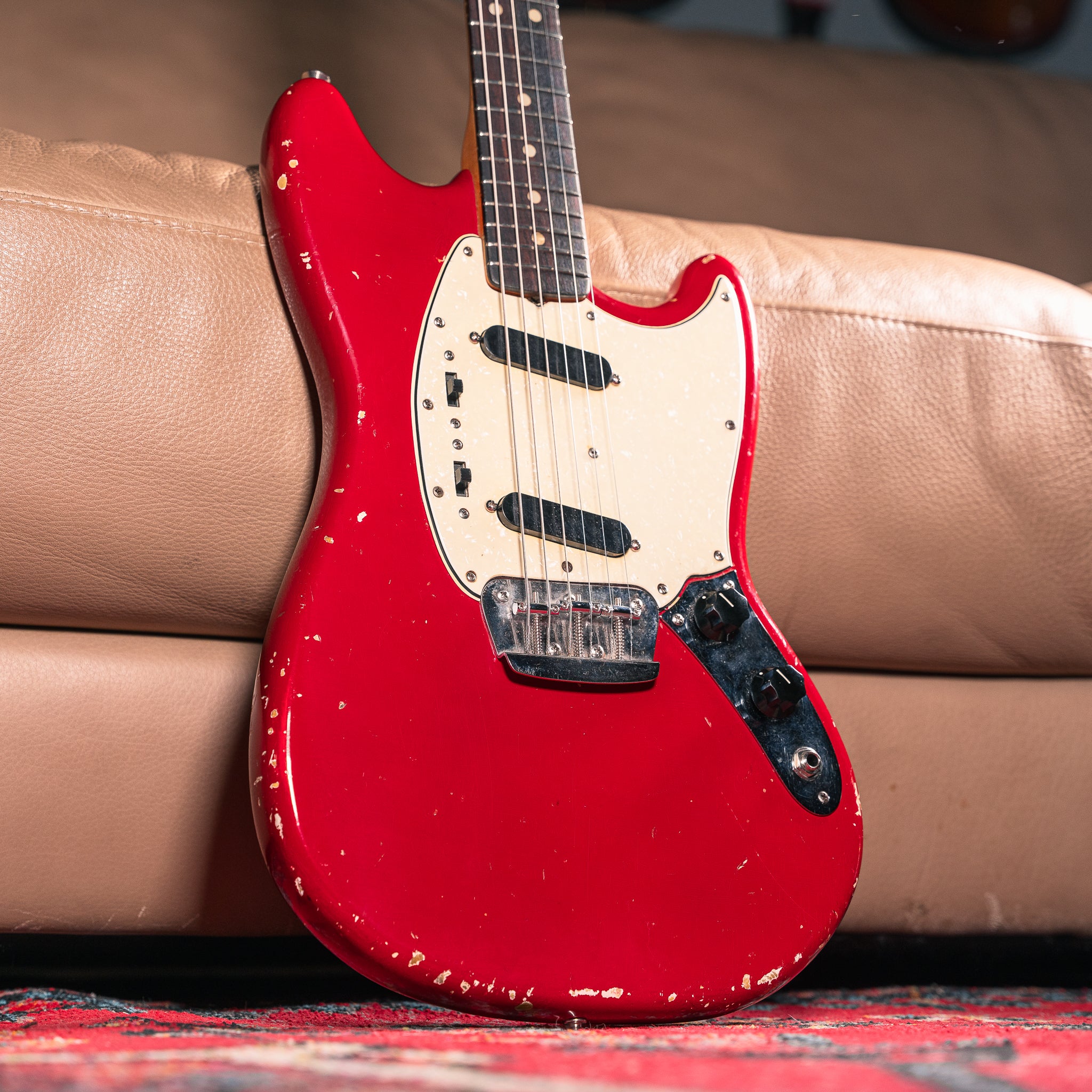 Fender - 1965 - Duo Sonic II in Dakota Red