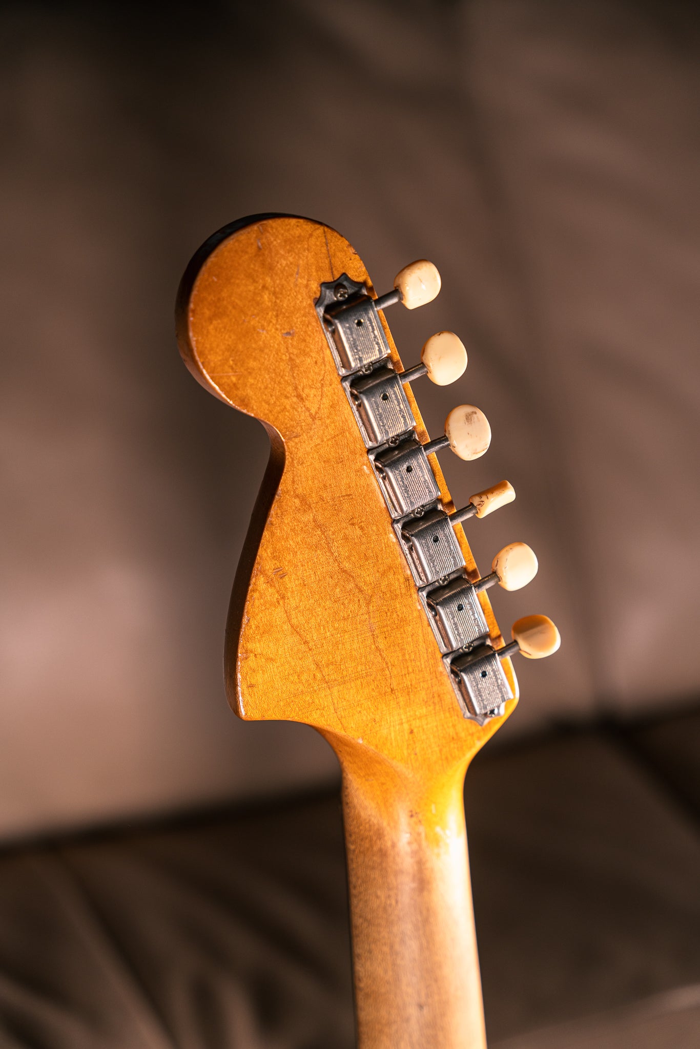 Fender - 1965 - Duo Sonic II in Dakota Red