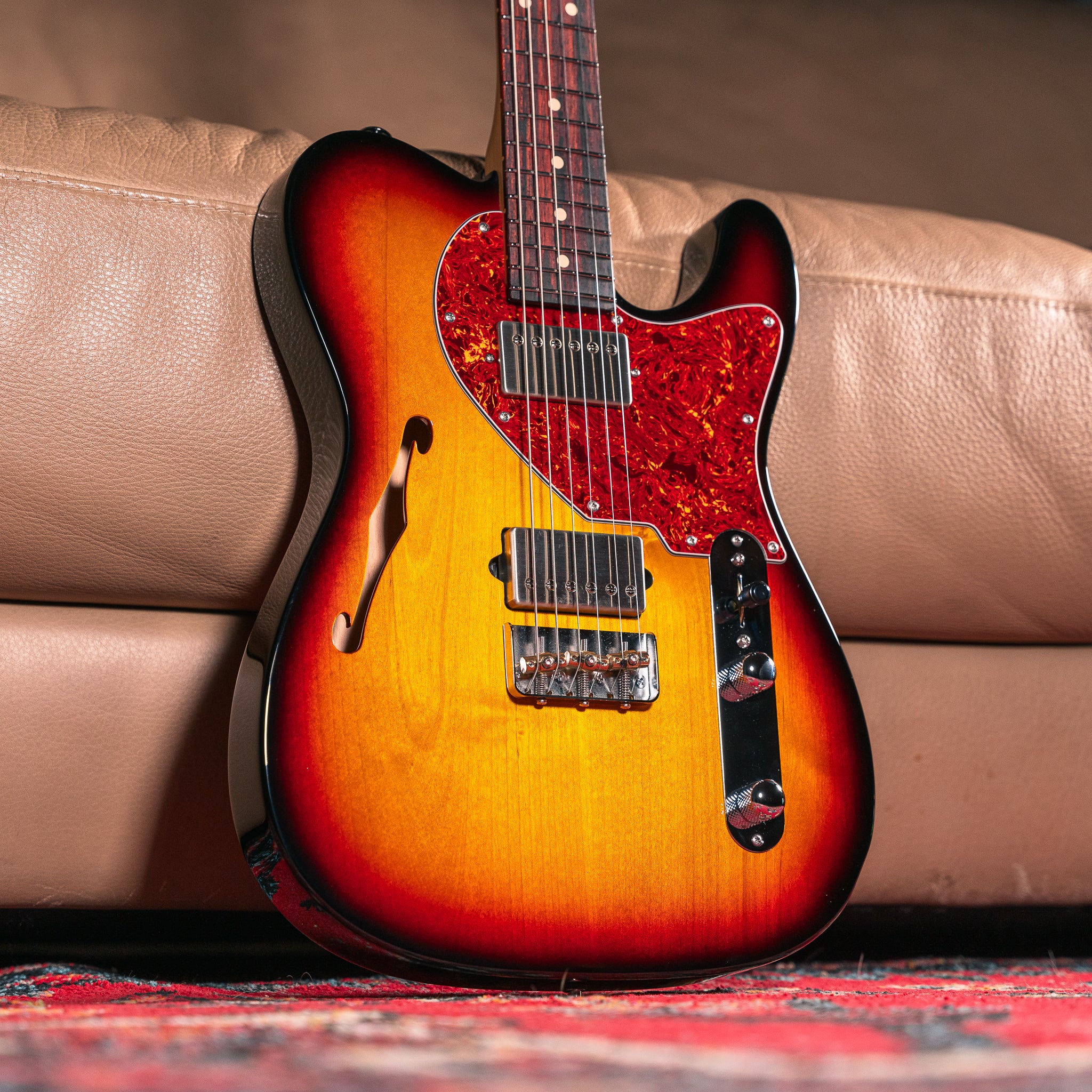 Suhr Alt T in 3 Tone Burst
