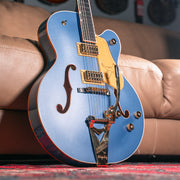 Gretsch Falcon Hollow Body in Cerulean Smoke, Pre-Owned