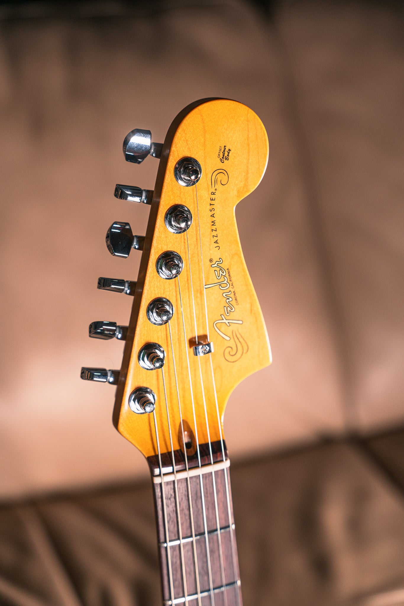 Fender American Professional II Jazzmaster in 3-Color Sunburst