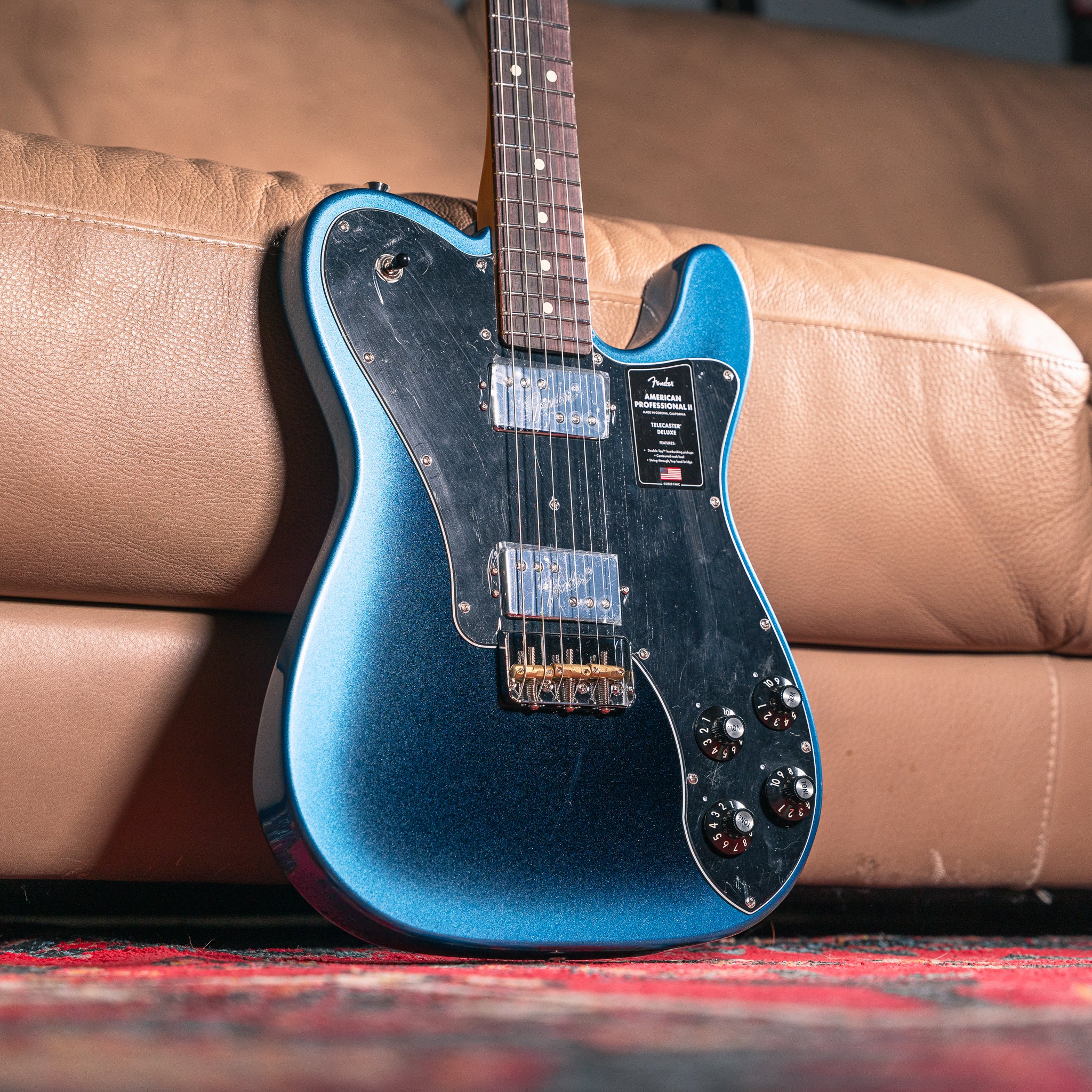Fender American Professional II Telecaster Deluxe in Dark Night