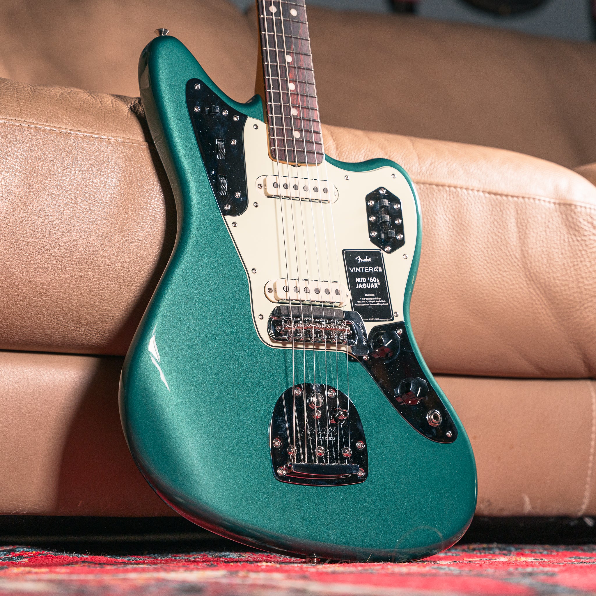 Fender Vintera III Mid '60s Jaguar in Sherwood Green Metallic