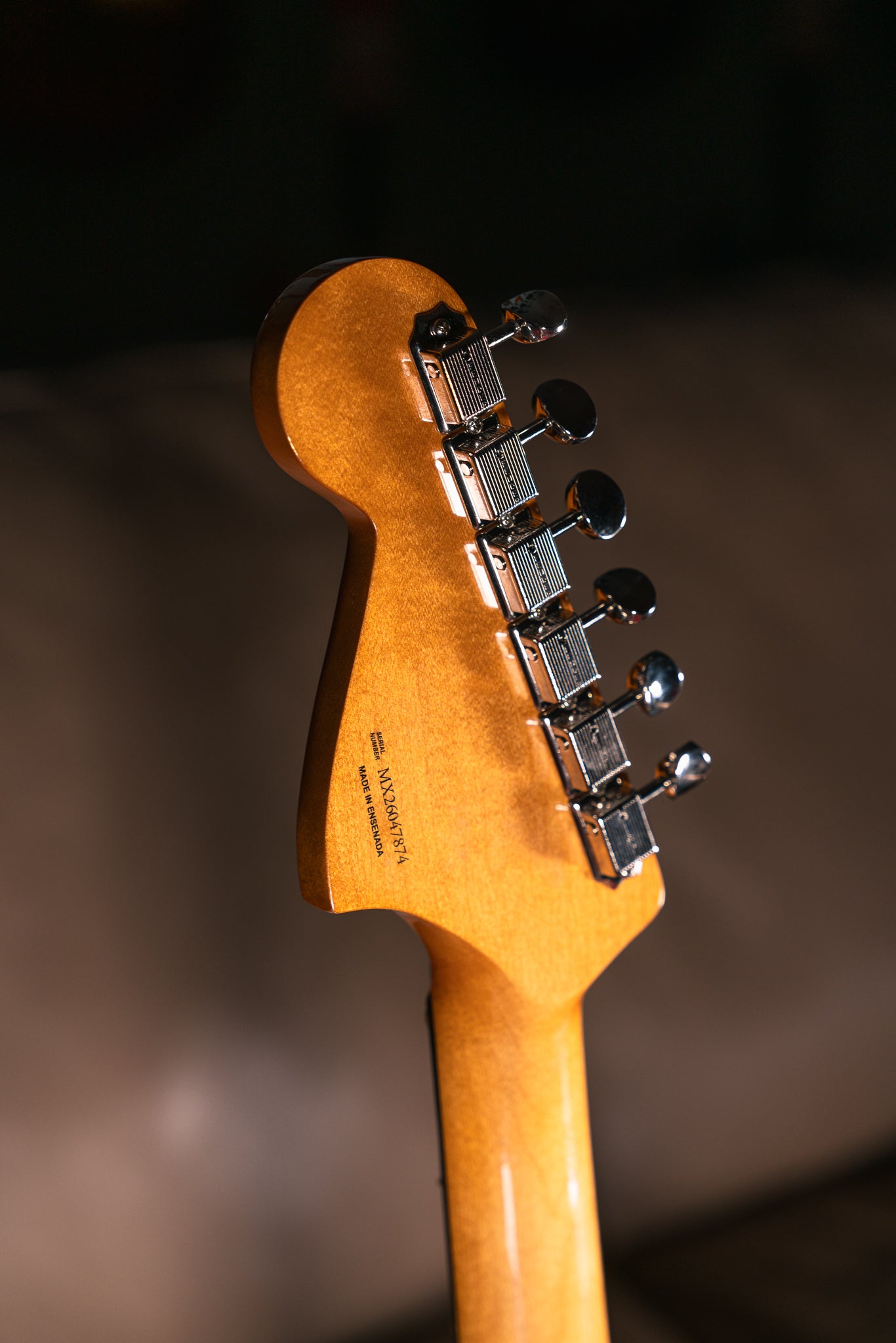Fender Vintera III Early '60s Bass VI in Olympic White