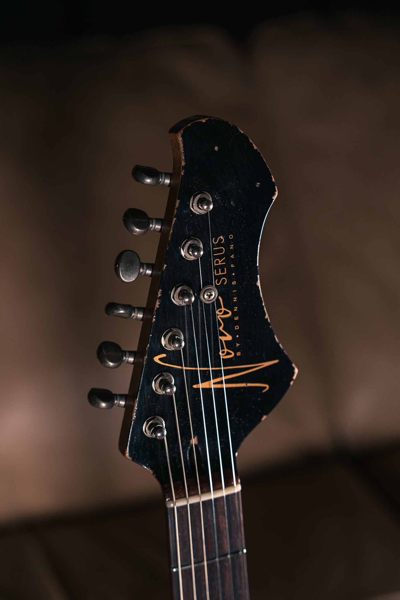 Novo Serus J '64 3-Tone Sunburst